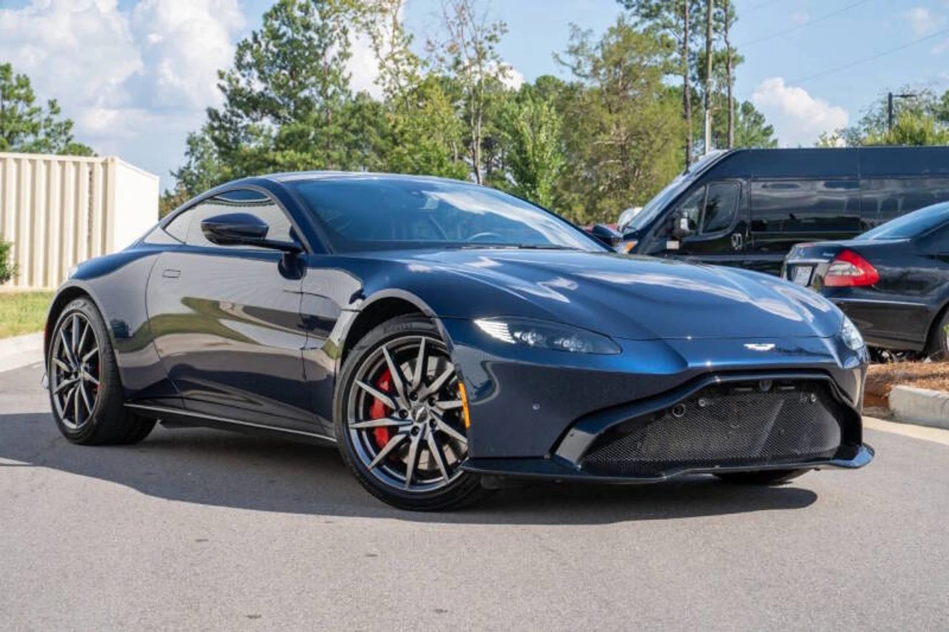 mph002_3540384269_2020_aston_martin_vantage_base_2dr_coupe_bdbaf41881