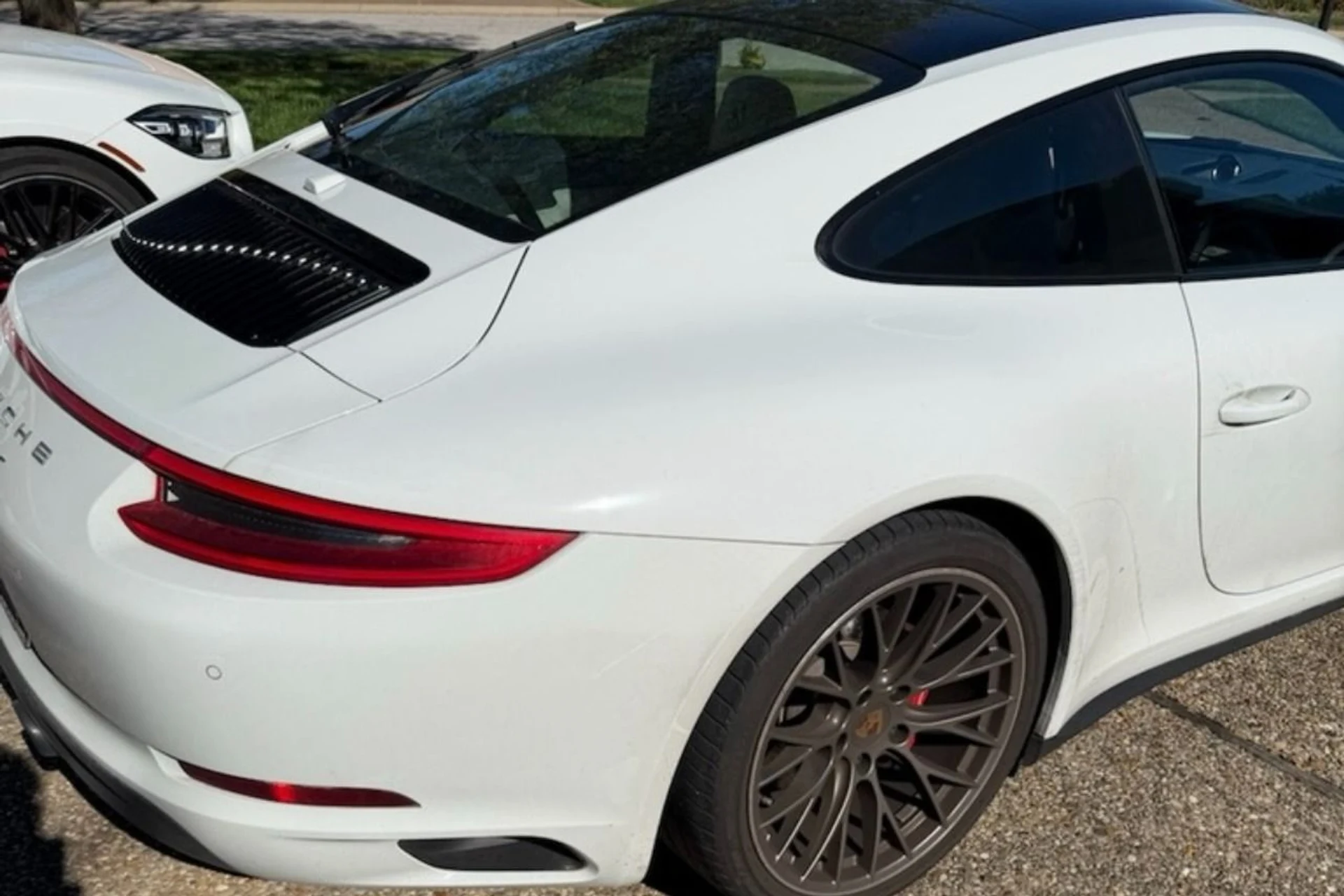 mph002_3542205963_Used_2019_Porsche_911_Carrera_4_S_1760723203_f0d6601511