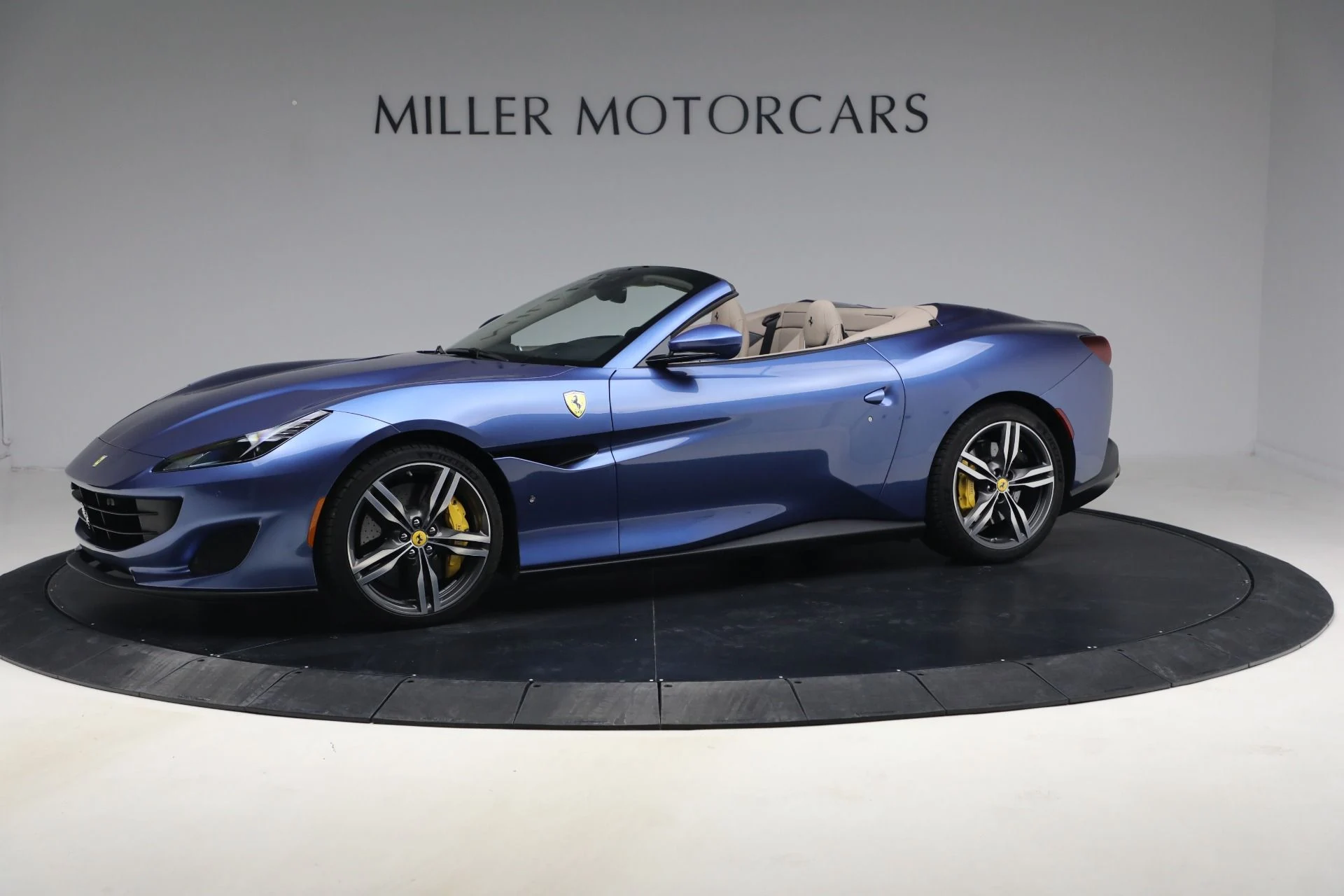 mph002_3548413513_Used_2020_Ferrari_Portofino_1771280050_621b49f794