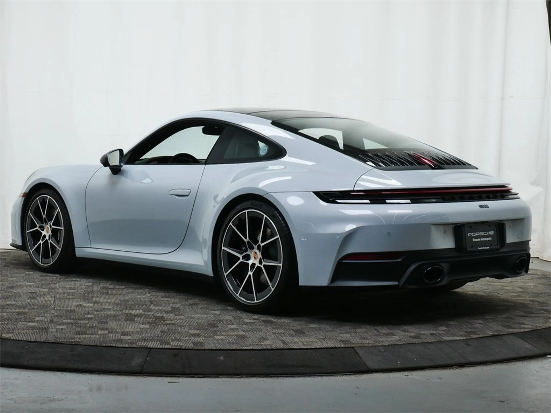 mph002_3550942349_61249cbe29161f2148ec381884d70406_44c8ca1e20