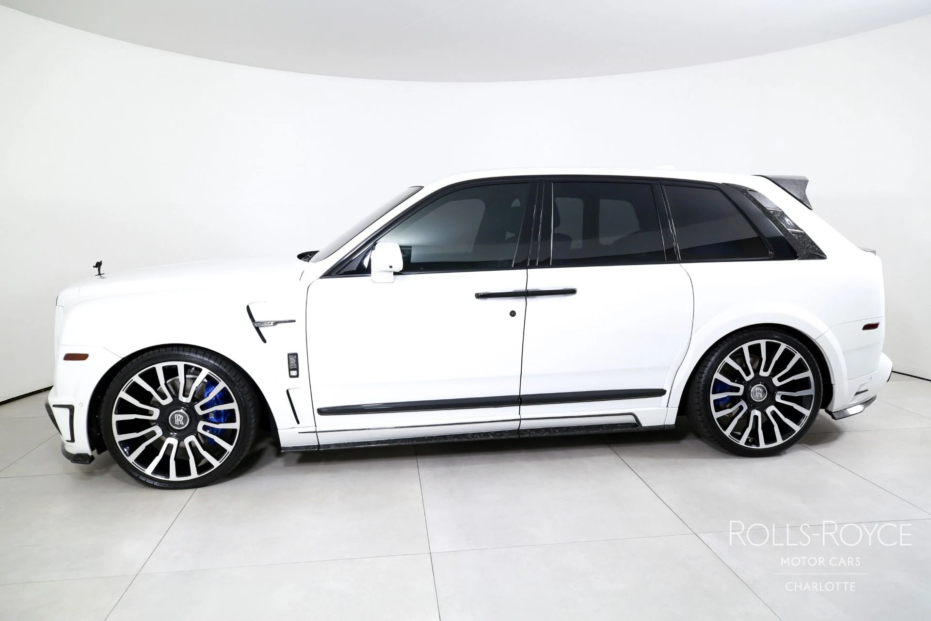mph002_3559669959_Used_2024_Rolls_Royce_Cullinan_1784324303_d7596315a1