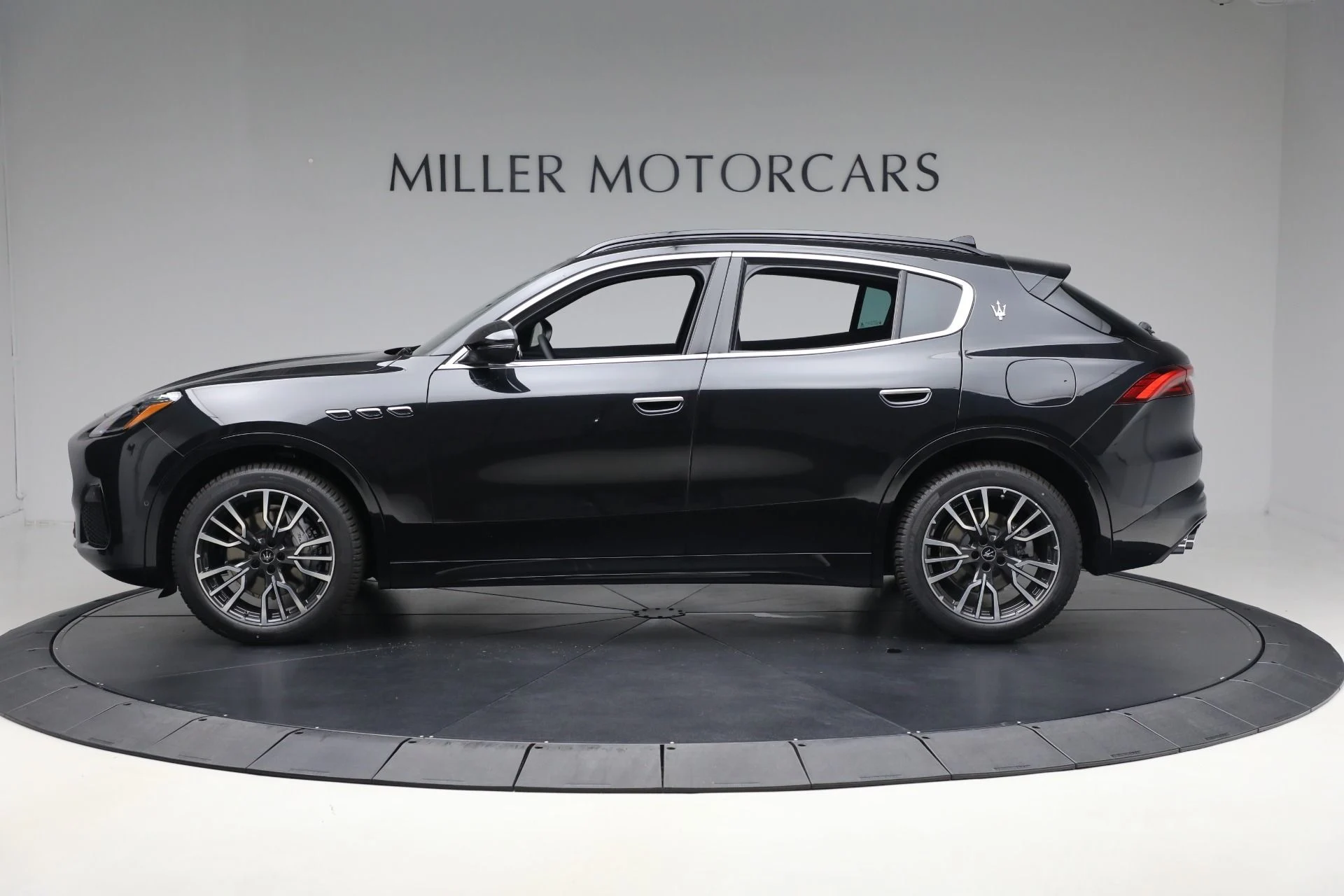 mph002_3567533702_New_2025_Maserati_Grecale_6a1206d641