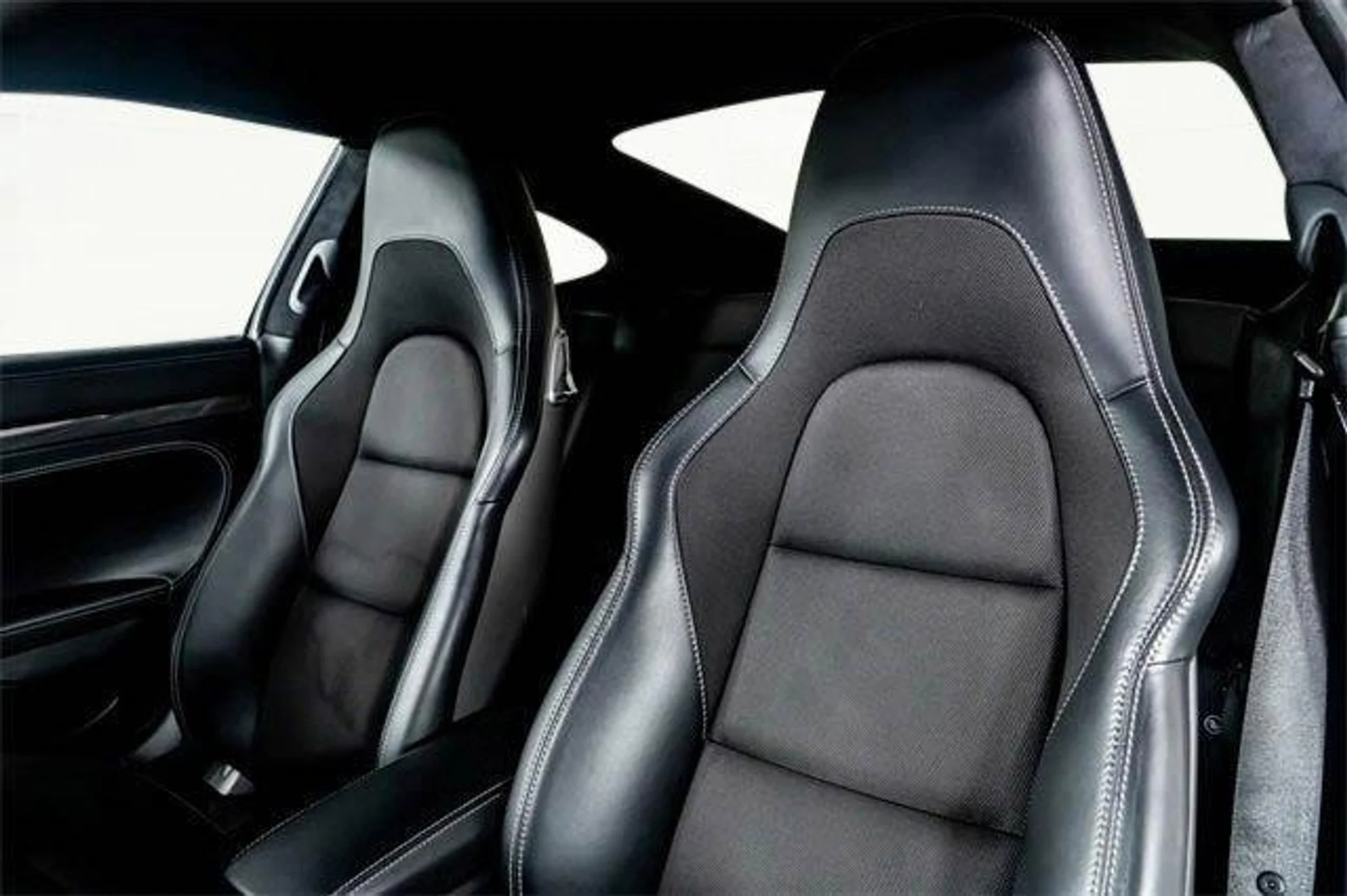 mph002_3570280285_f_2qbyy_Avf_Ee_U2q_Tk_N4_Rf_E1c_BY_4_52be0e9c04