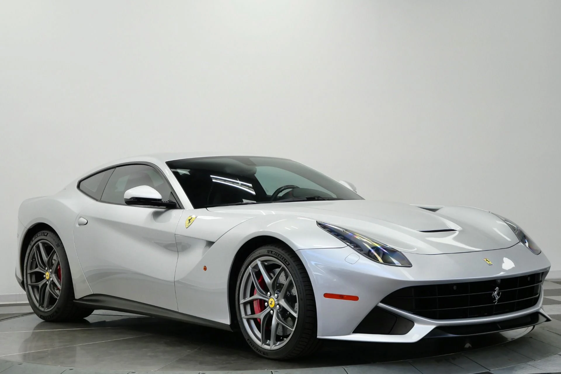 mph002_3572519608_Used_2015_Ferrari_F12berlinetta_Extensive_Interior_Carbon_Fiber_Diamond_Stitching_1790872038_e9b7d8a745