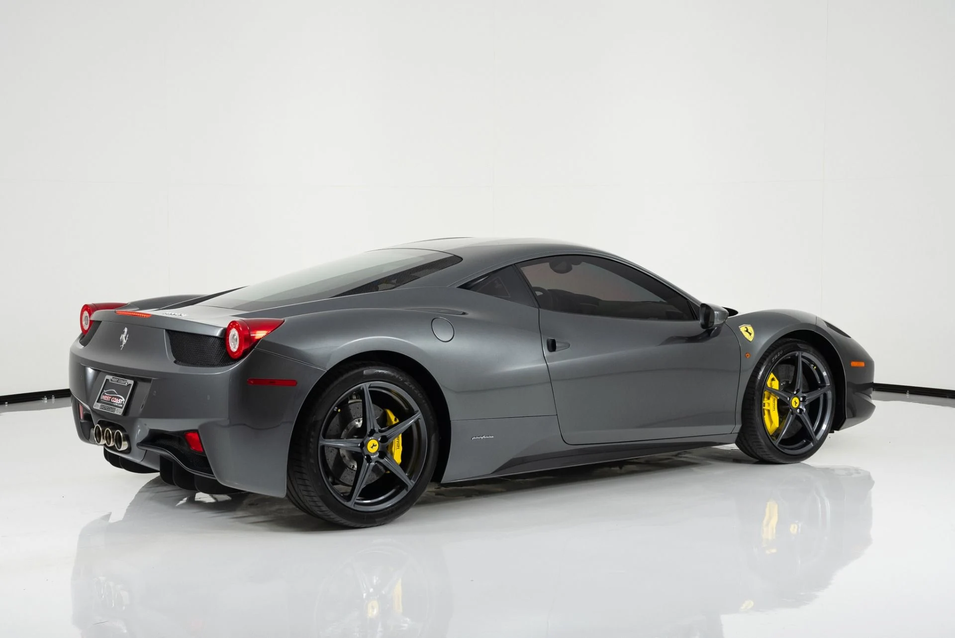 mph002_35765812_Used_2012_Ferrari_458_Italia_1780600671_fe3c237dce