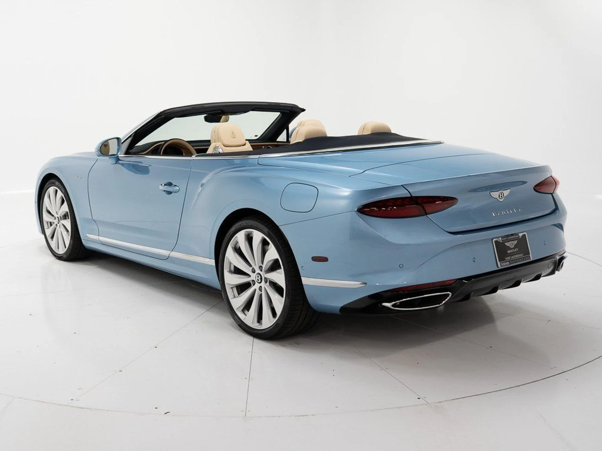 mph002_3579827156_3ec014f9581deaf5c0232be4108767db_571afb7327