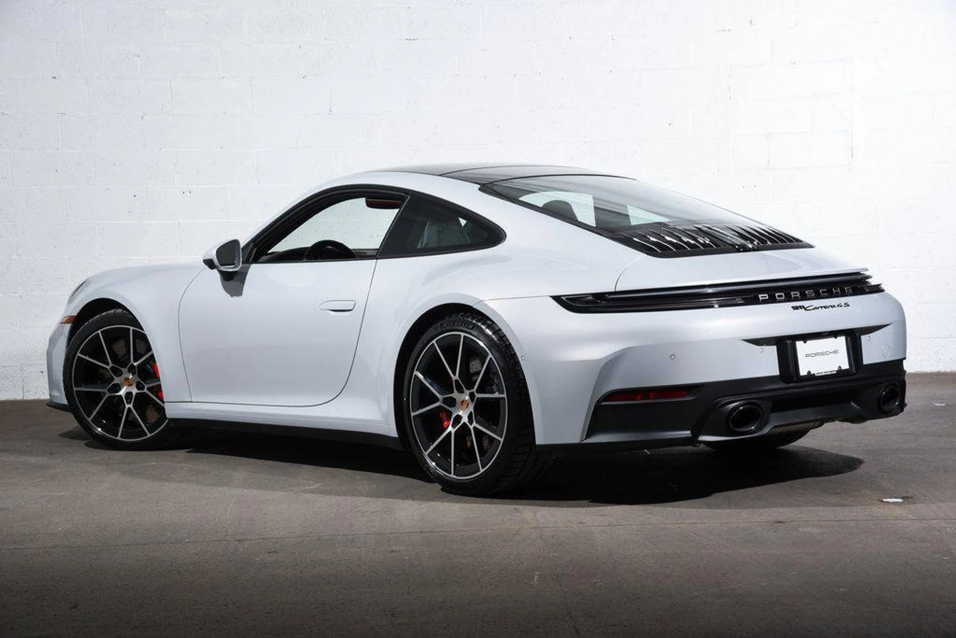 mph002_3583023514_i7u5_Dkw6t_V9c_H2f_ZBAL_l_jg69s_15f93cb866