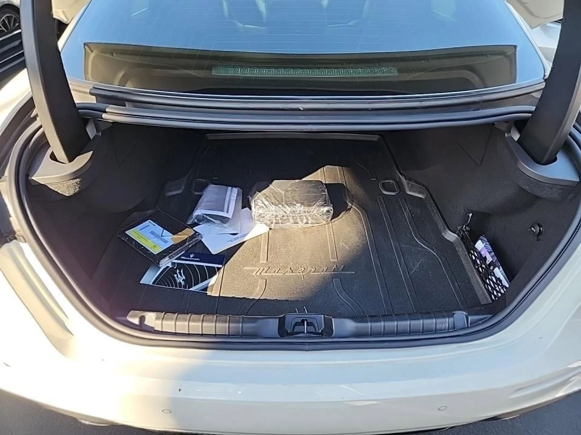 mph002_3584430023_ef2993481543425abff0379cdfa70ac1_4ddc88d48a