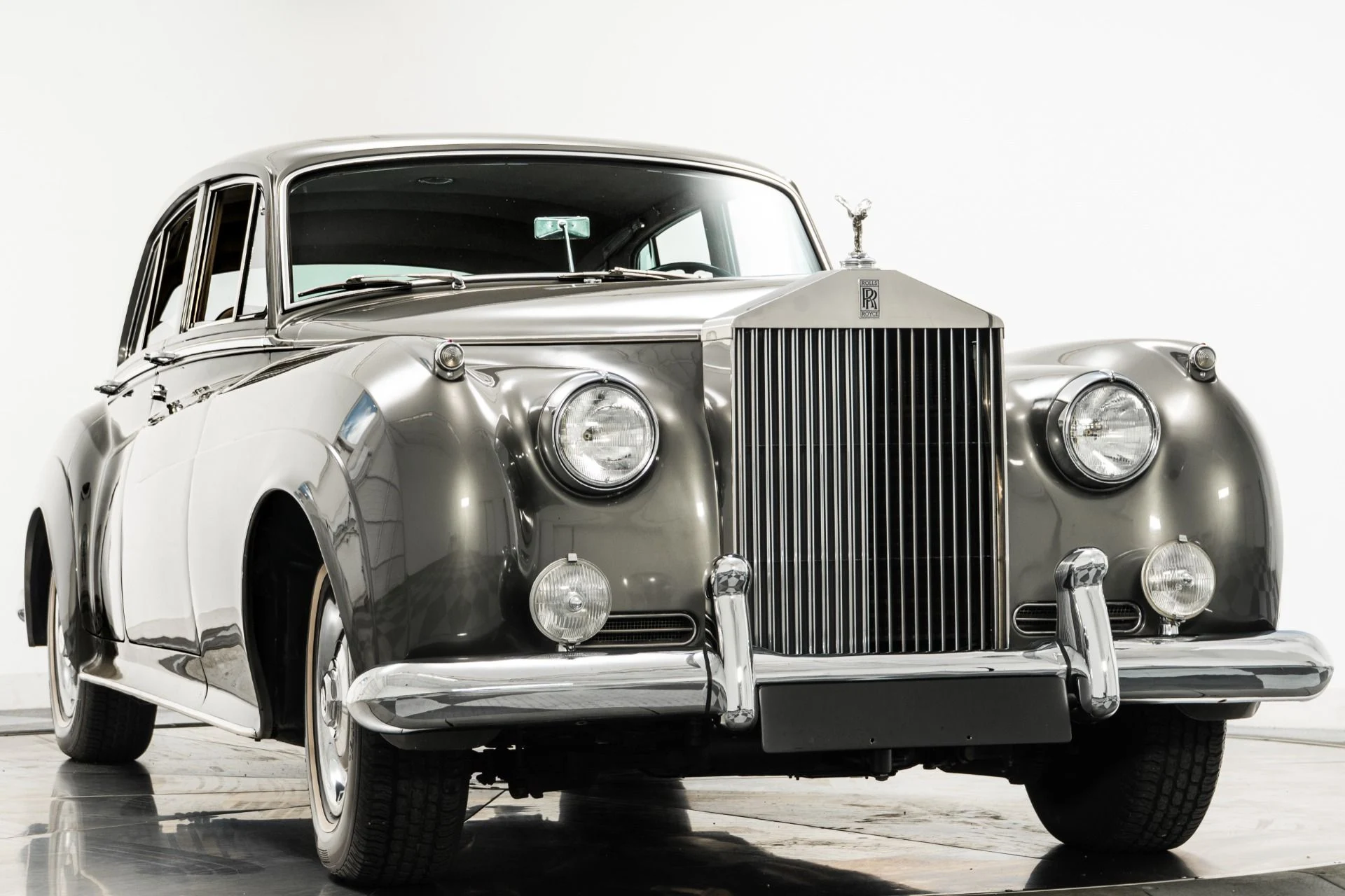 mph002_3590382234_Used_1960_Rolls_Royce_Silver_Cloud_II_1757511500_e9142da4a9