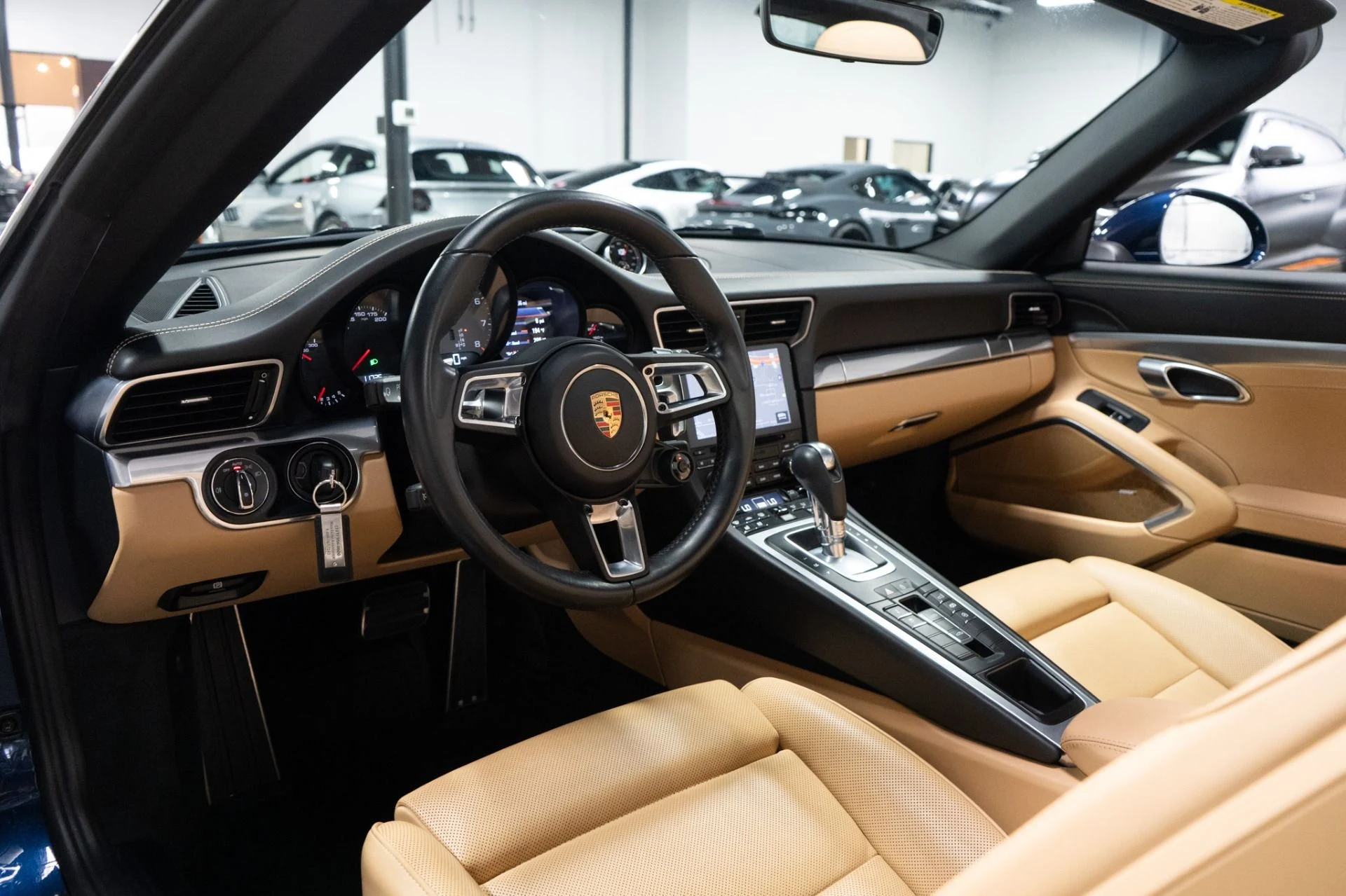 mph002_3595182953_Used_2019_Porsche_911_Targa_4_S_1759788517_b8d502eb8c