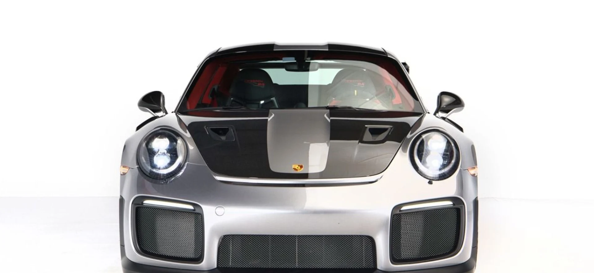 mph002_3598229430_Used_2018_Porsche_911_GT_2_RS_1770848854_53643ca345