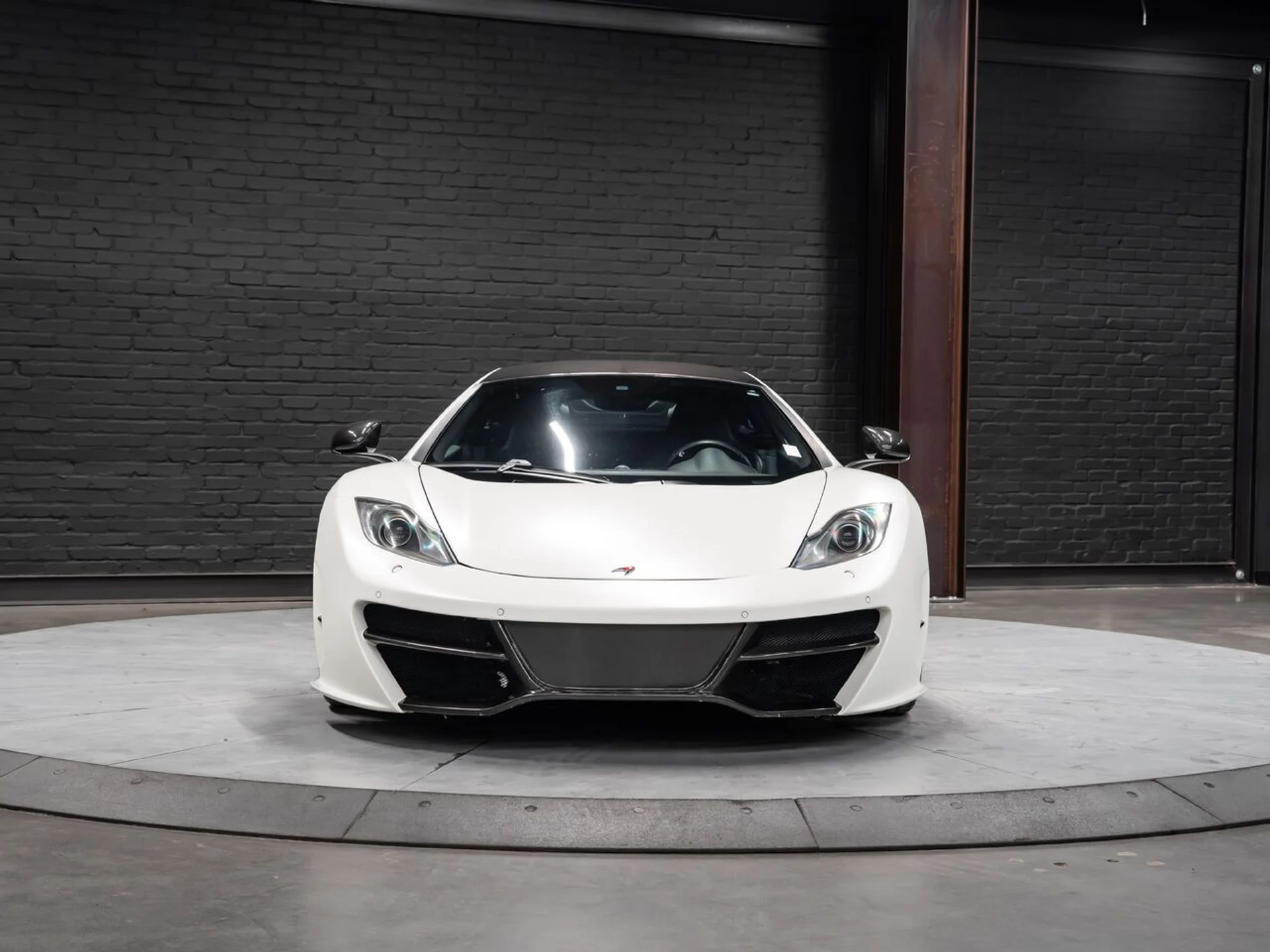 mph002_3599031475_mclaren_mp4_12c_2012_39cdd434cd