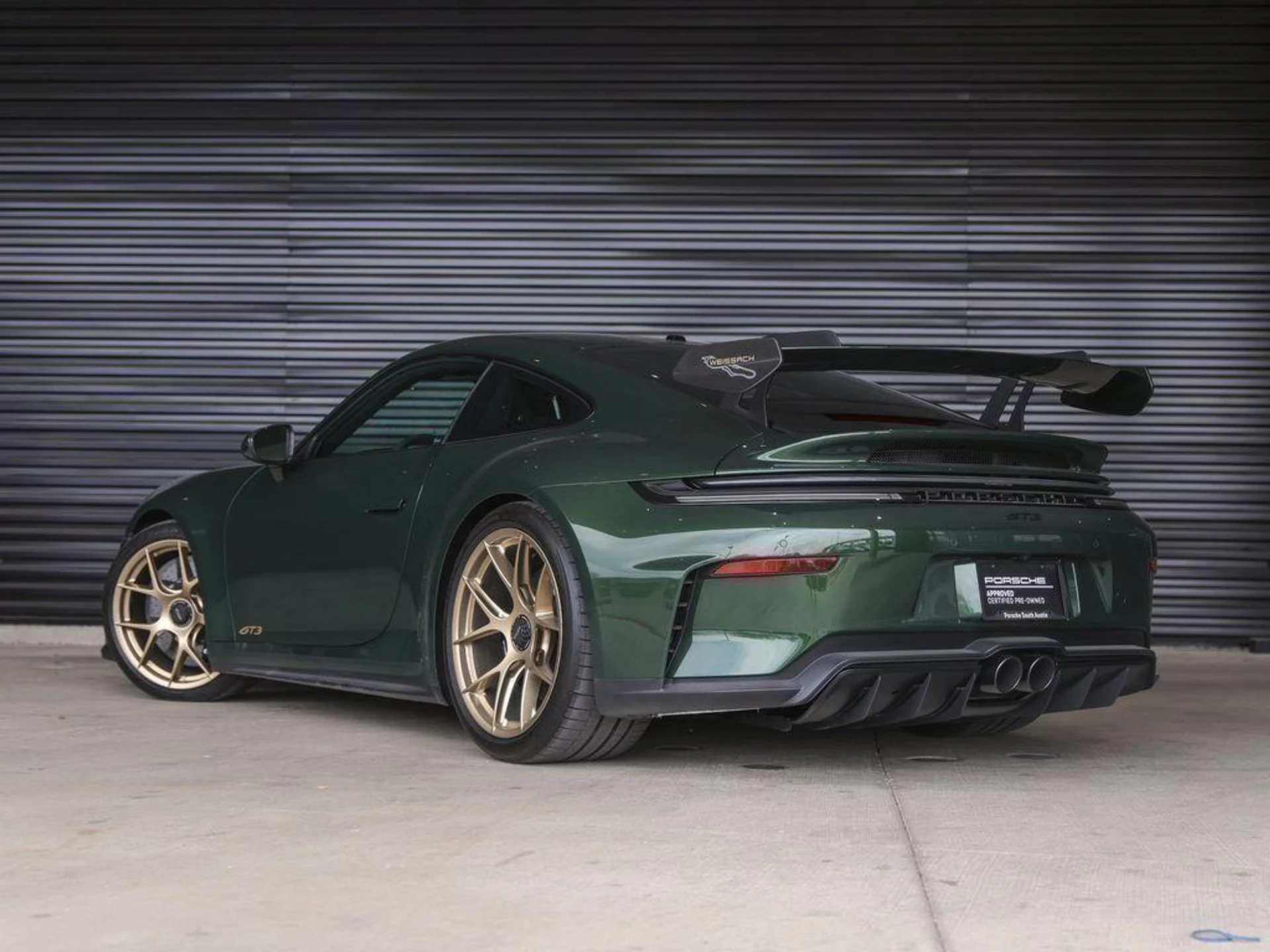 mph002_3602839354_jcu4_A3_Bc_Cg5_Lw_K8_If_Ap_Eg_Fg_WC_Ew_43fde95d6b