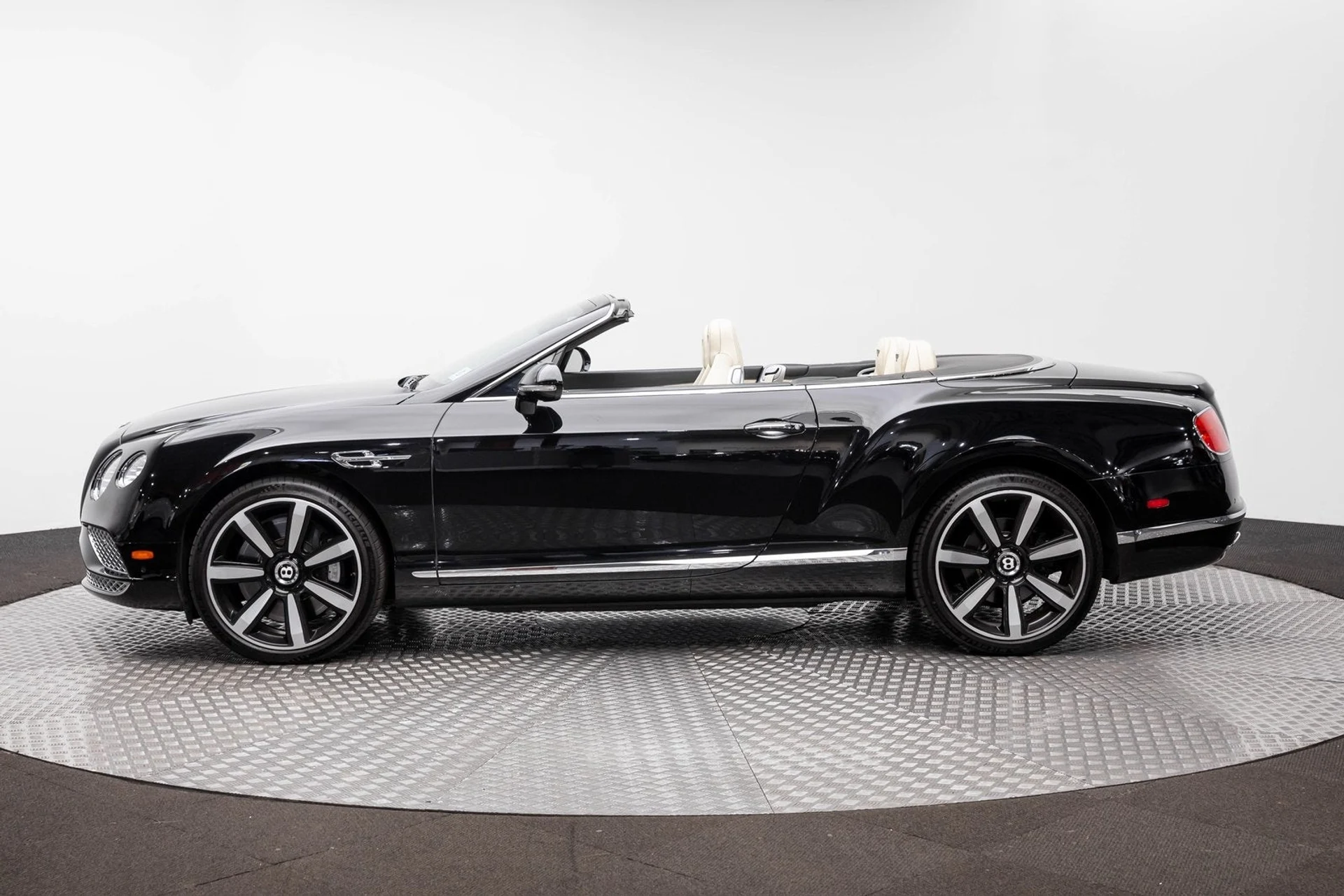 mph002_3605174246_3_4fae3b0456