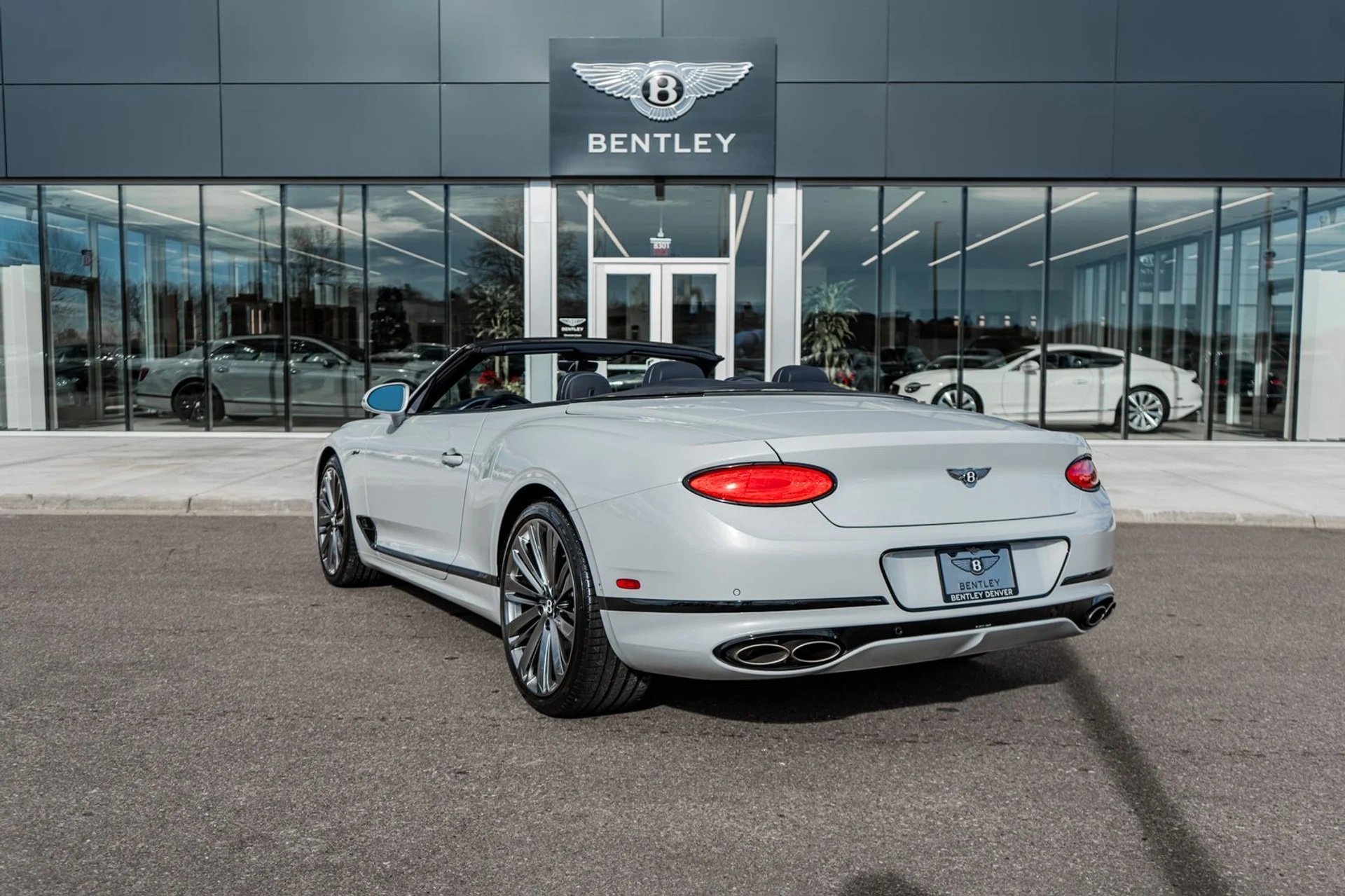 mph002_3606650640_ab04b5b9_0063_4496_8834_eff0c70998e4_3cf5590a29