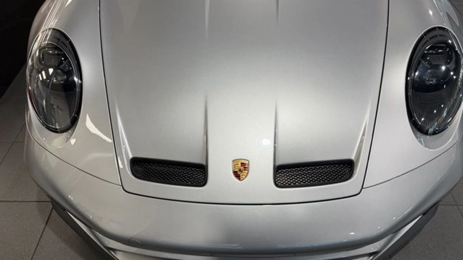 mph002_361039171_0b7bcead18b33af1d7528e3f2b03d8d3x_15c21b26cf