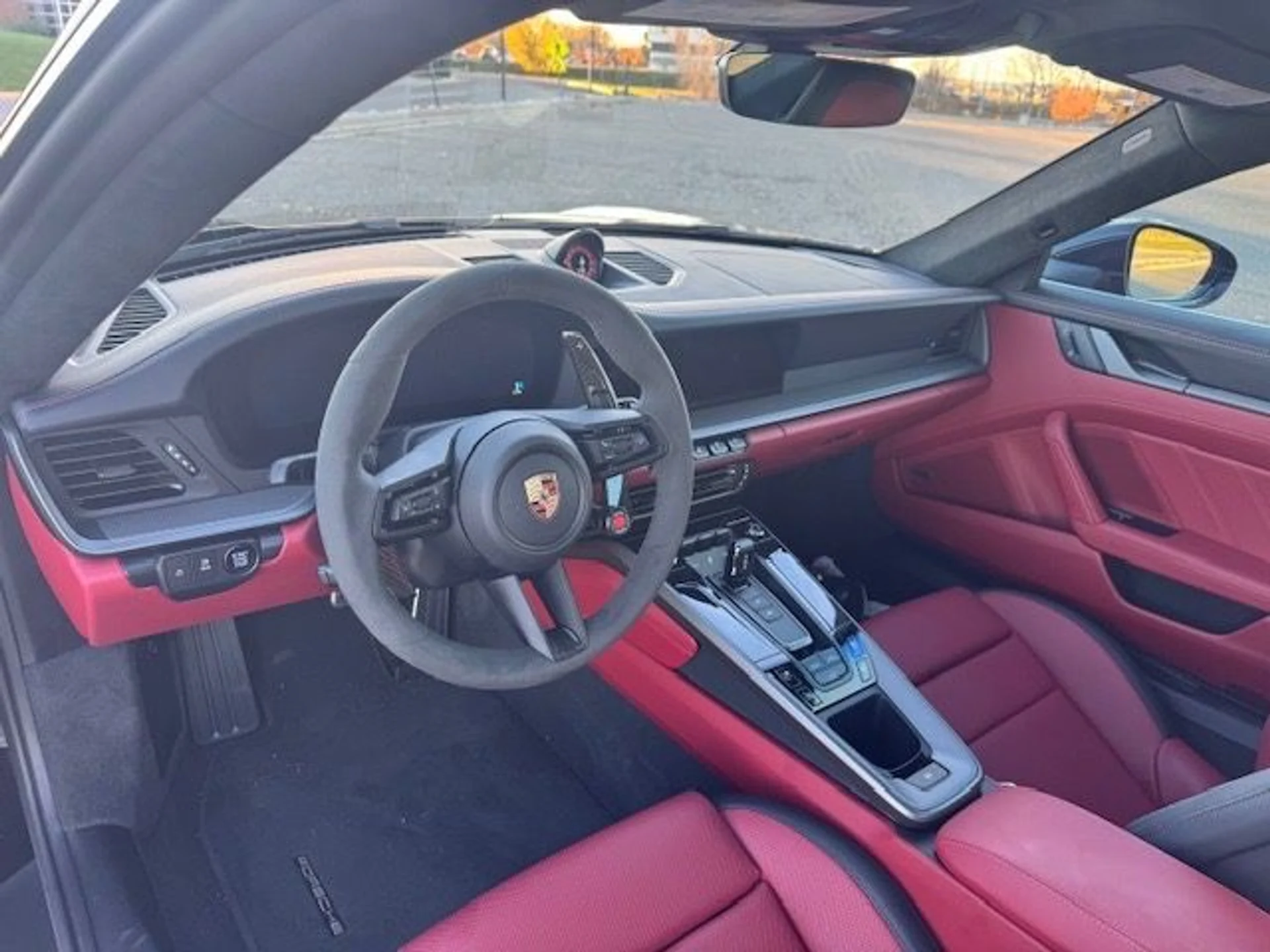 mph002_3612722615_Used_2025_Porsche_911_Carrera_S_1762195380_859cbc0e2c