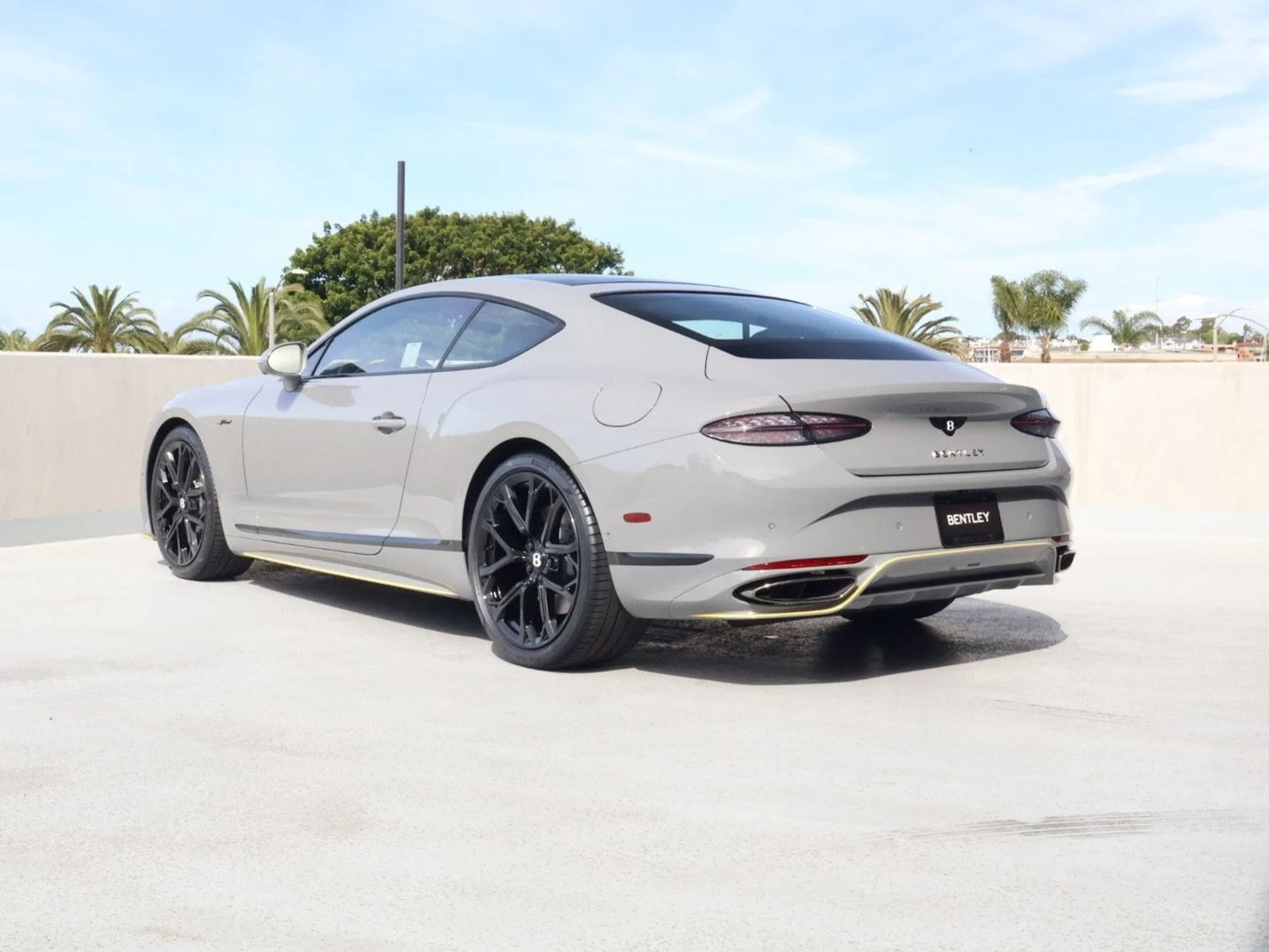 mph002_3623502958_ca3010b140884341ad85f1a55b815990x_d7fad25e60