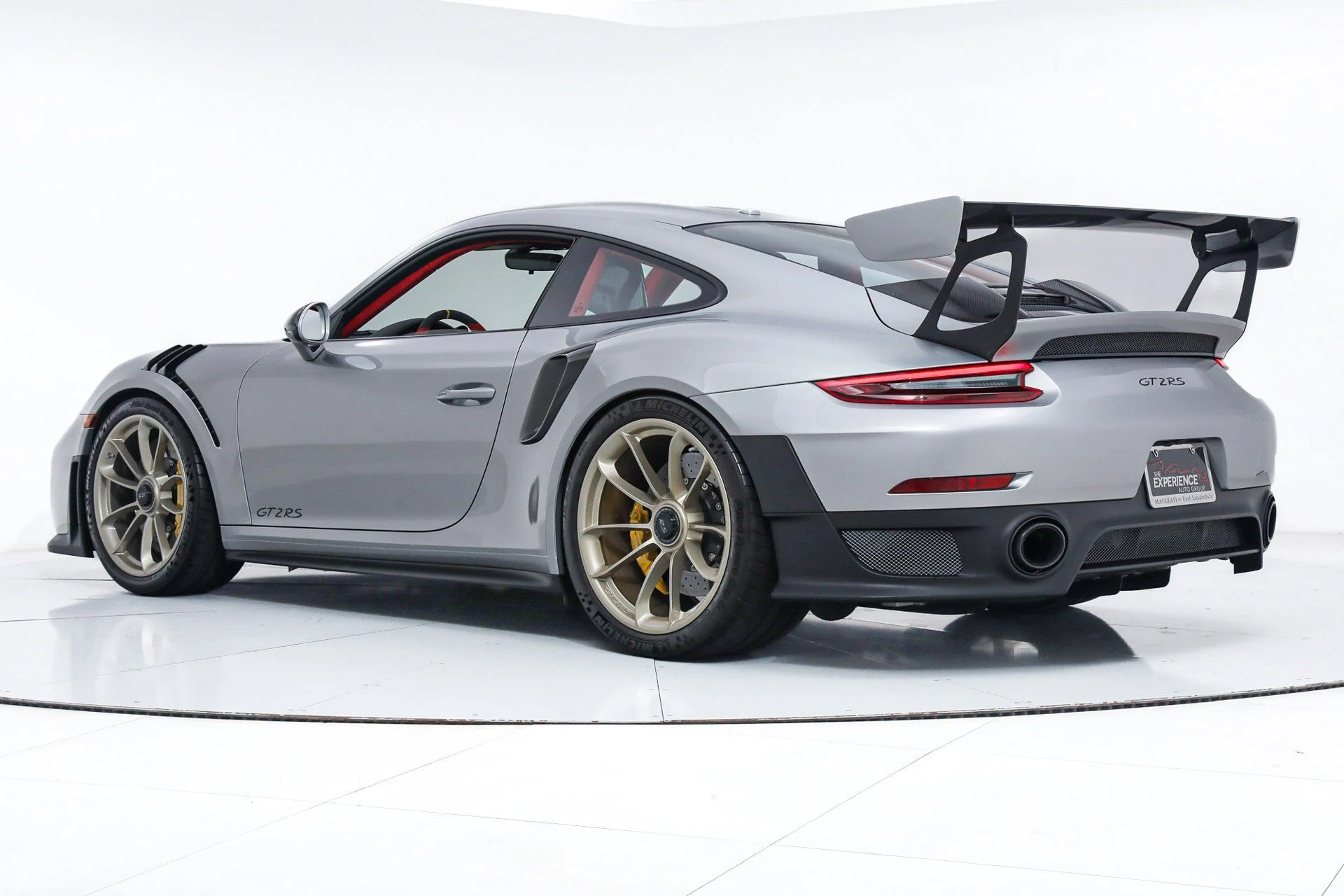 mph002_3630774556_5cdfa7786c0ffa9f0e87edf02d4ce8aa_6113d27d91