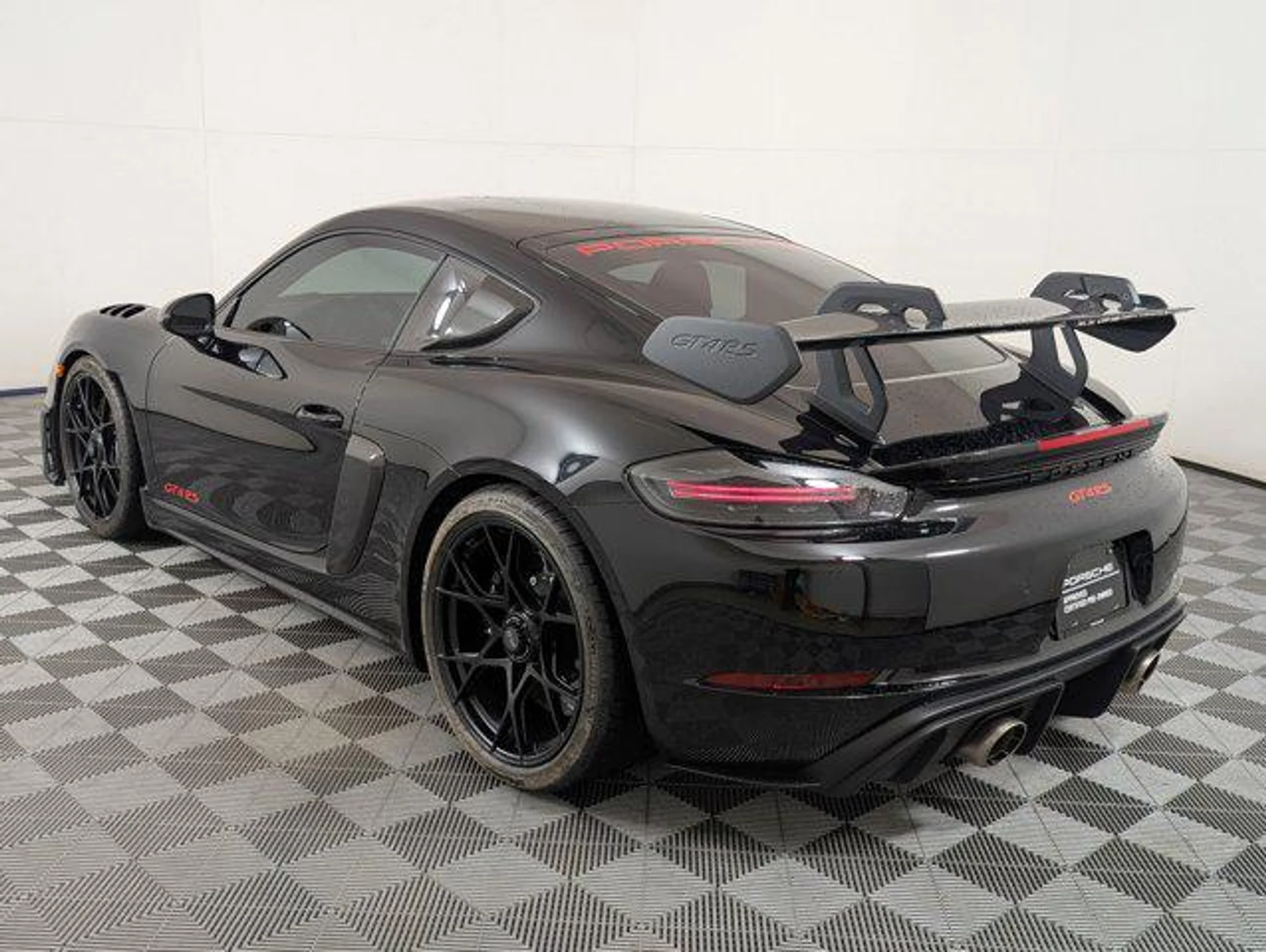 mph002_3646646608_VO_Hg_XGISG_9u_Ql4l6_T8awf_Fz_Y_Otw_30f3c4b0e4