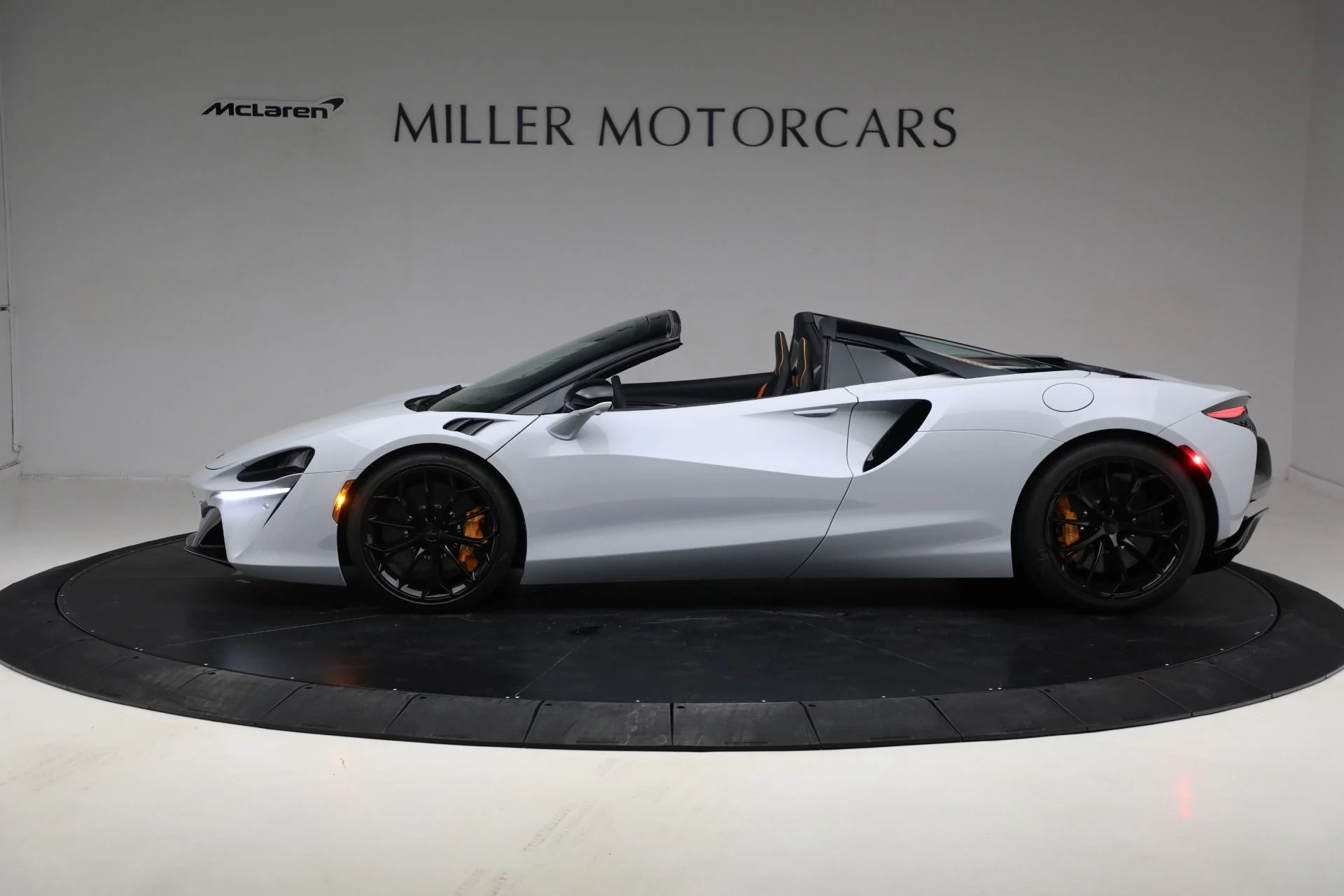 mph002_3653582131_New_2025_Mc_Laren_Artura_Spider_Tech_Lux_bf5936b93c