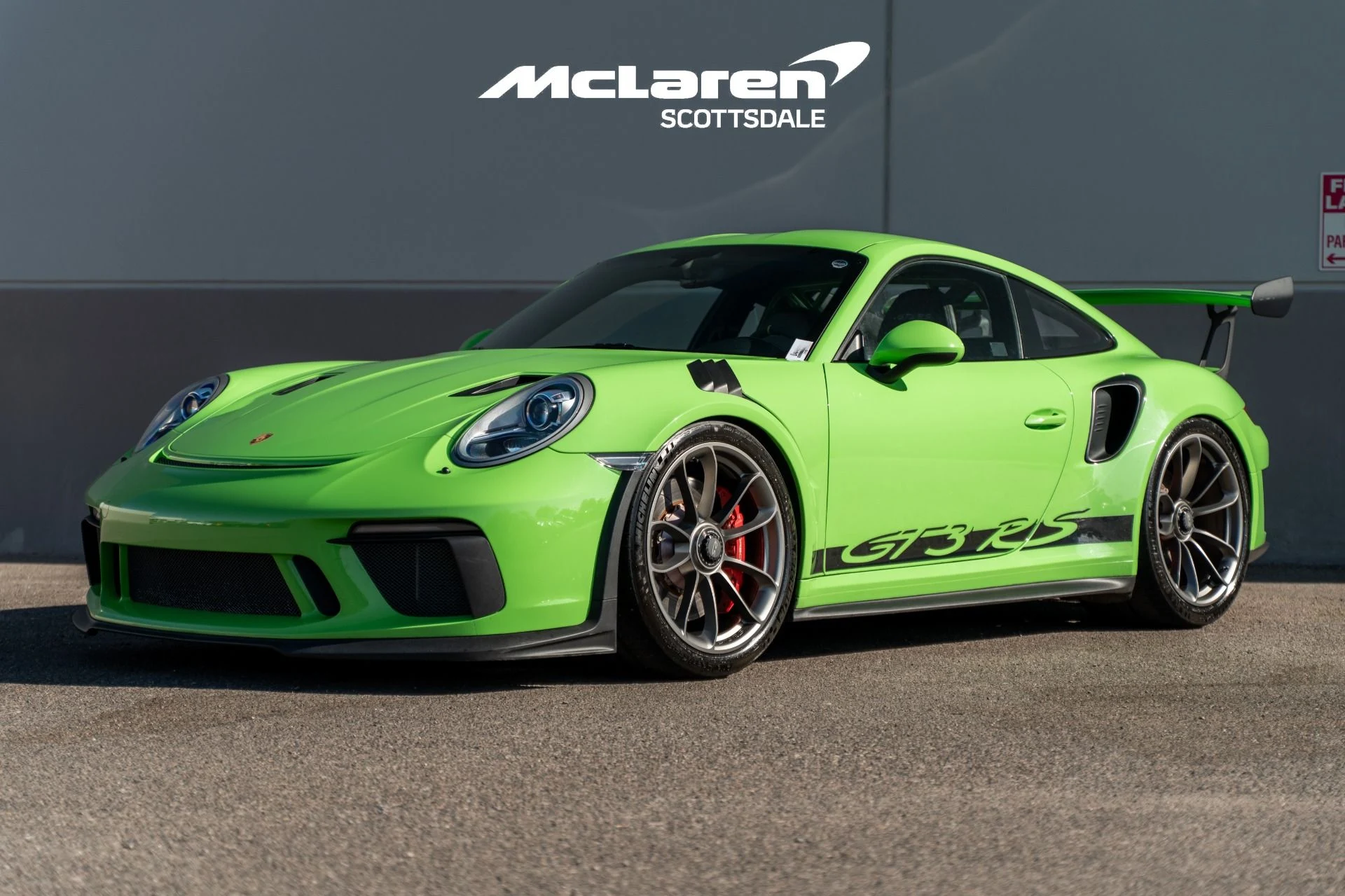 mph002_3683785489_Used_2019_PORSCHE_911_GT_3_RS_1753426401_3b21f474d4