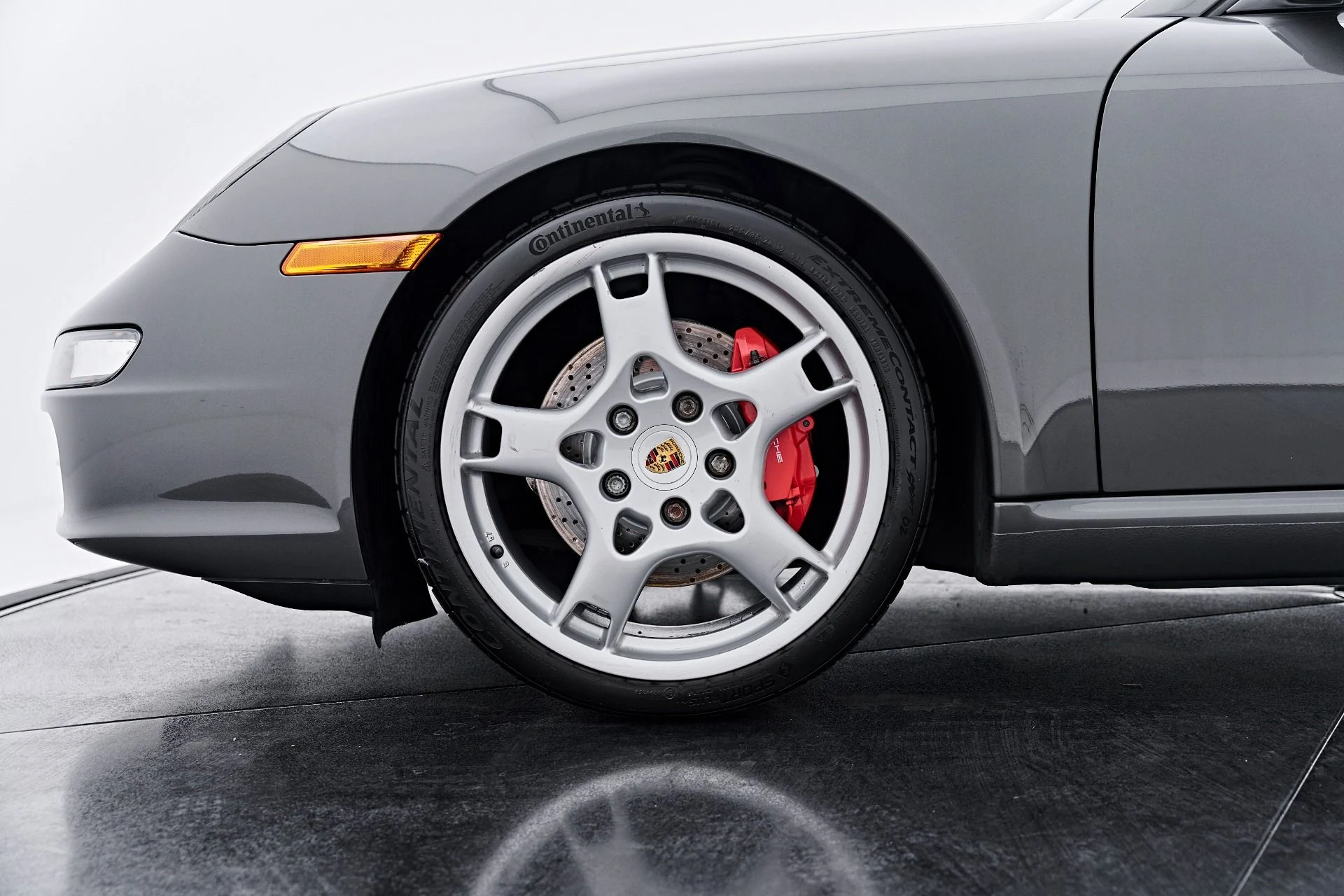 mph002_3695942336_Used_2005_Porsche_911_Carrera_S_1791837257_eae4a10458
