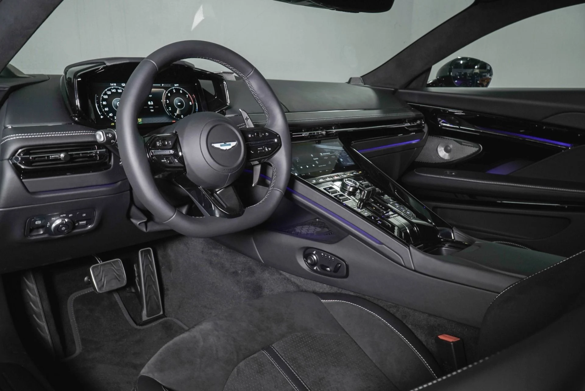 mph002_3696058433_New_2026_Aston_Martin_DB_12_1789417407_c43e910d87