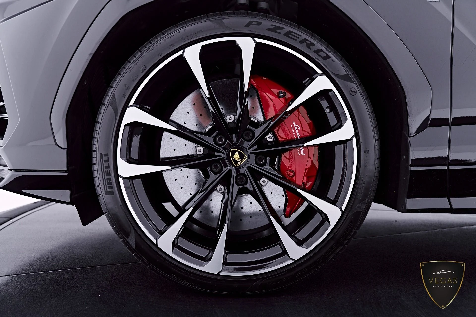 mph002_3703445355_Used_2022_Lamborghini_Urus_1782337530_d9c1c876e4