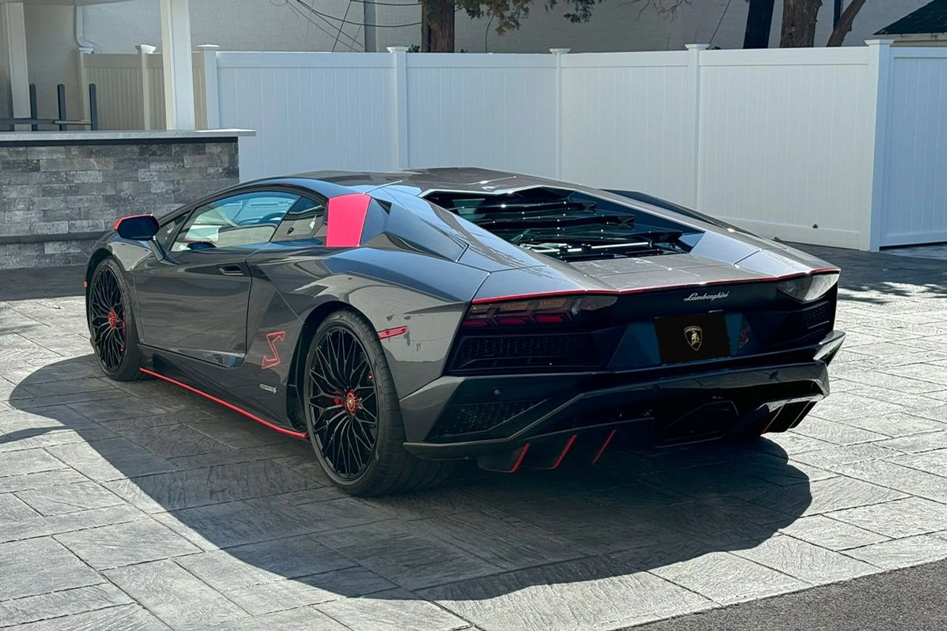 mph002_3715325687_Used_2018_Lamborghini_Aventador_S_LP_740_4_S_1743433234_f62ee9801e