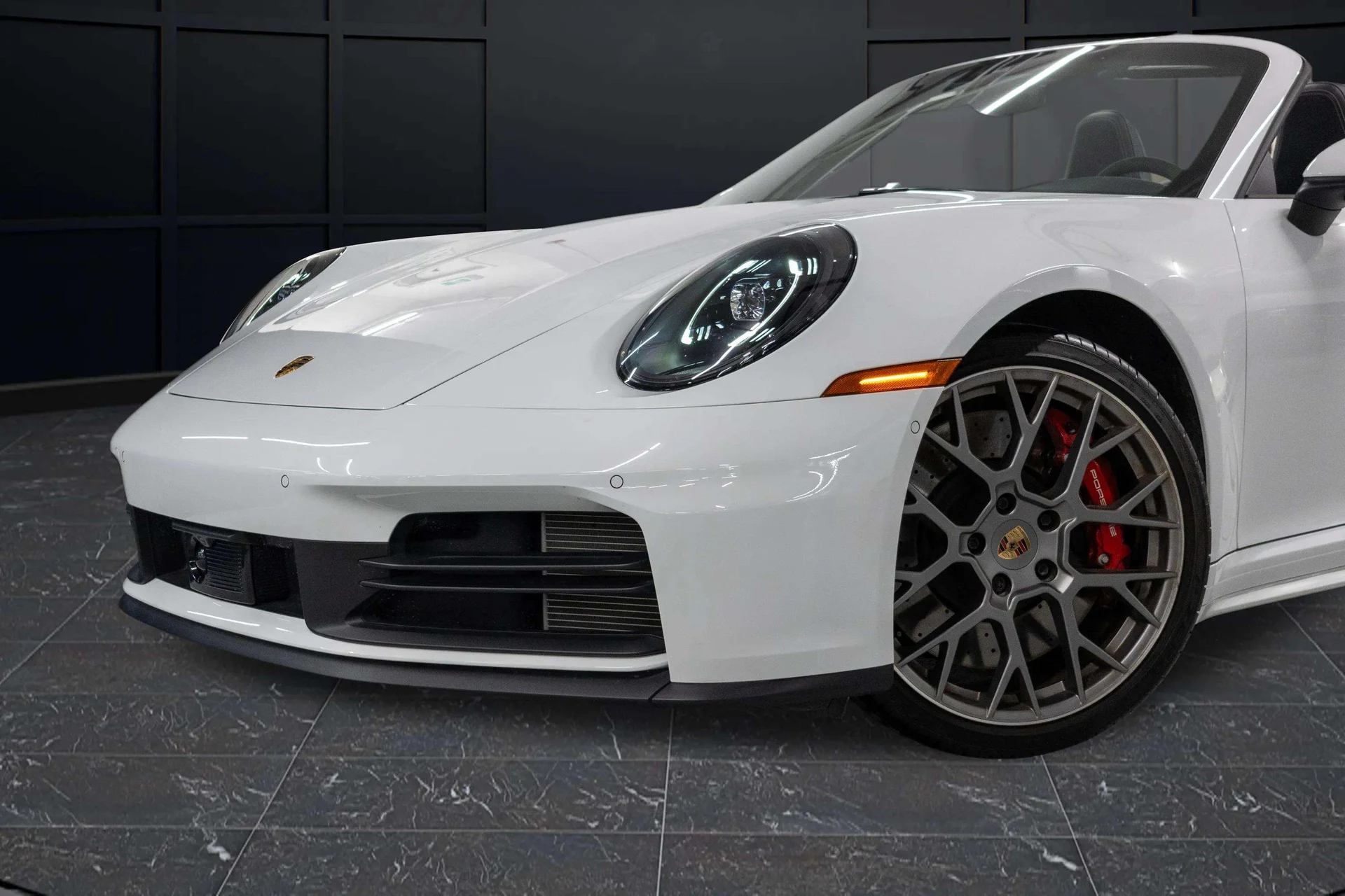 mph002_3721088104_cebde5fe_06b2_4d51_b650_1e69153ecce6_202520_Porsche2091120_Carrera20_S20_Cabriolet2028_WP_0_CH_2_A91_SS_24928329_3_2a59e0ddd3