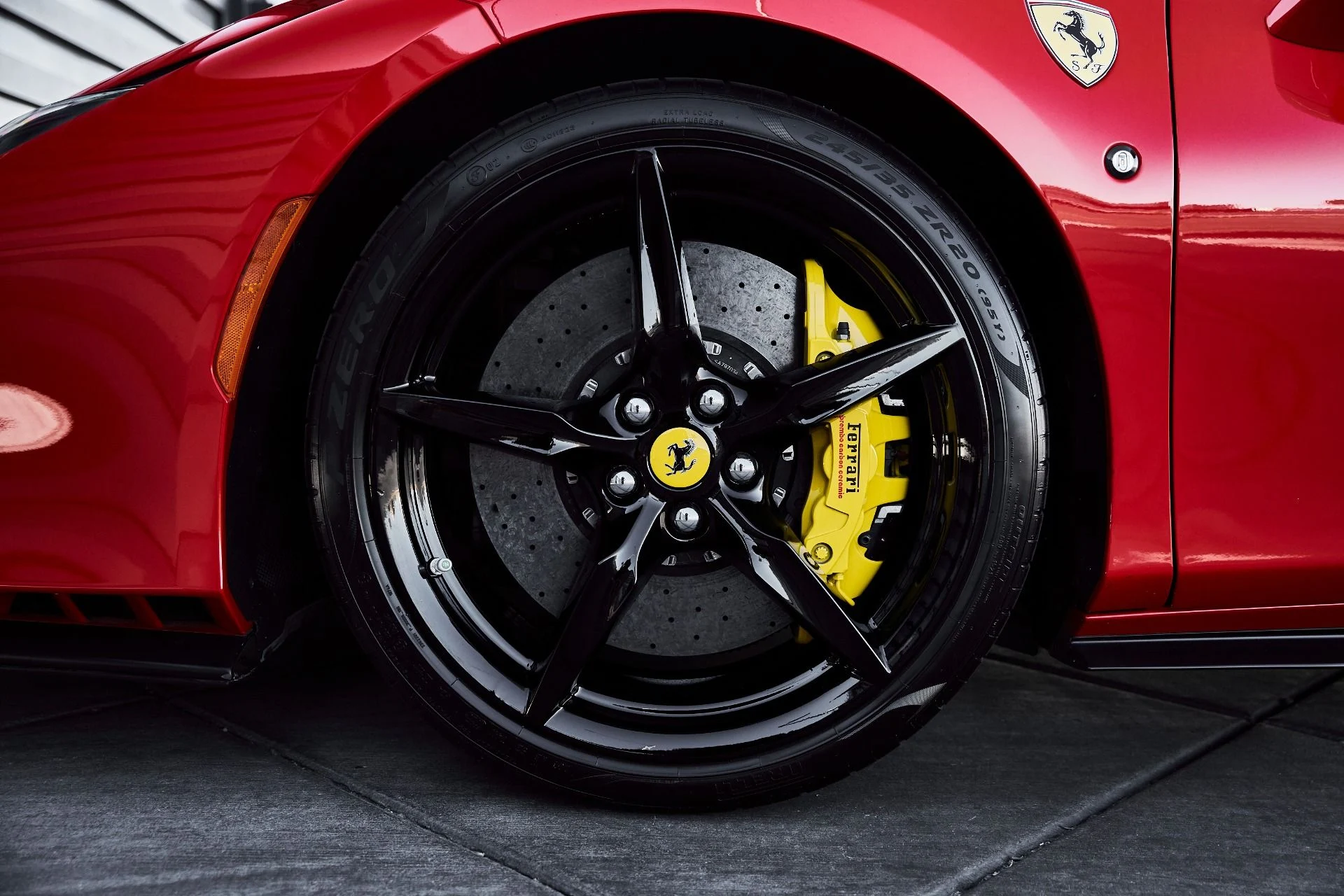 mph002_3726718078_Used_2023_Ferrari_F8_Spider_Base_1775613483_19d5149f08