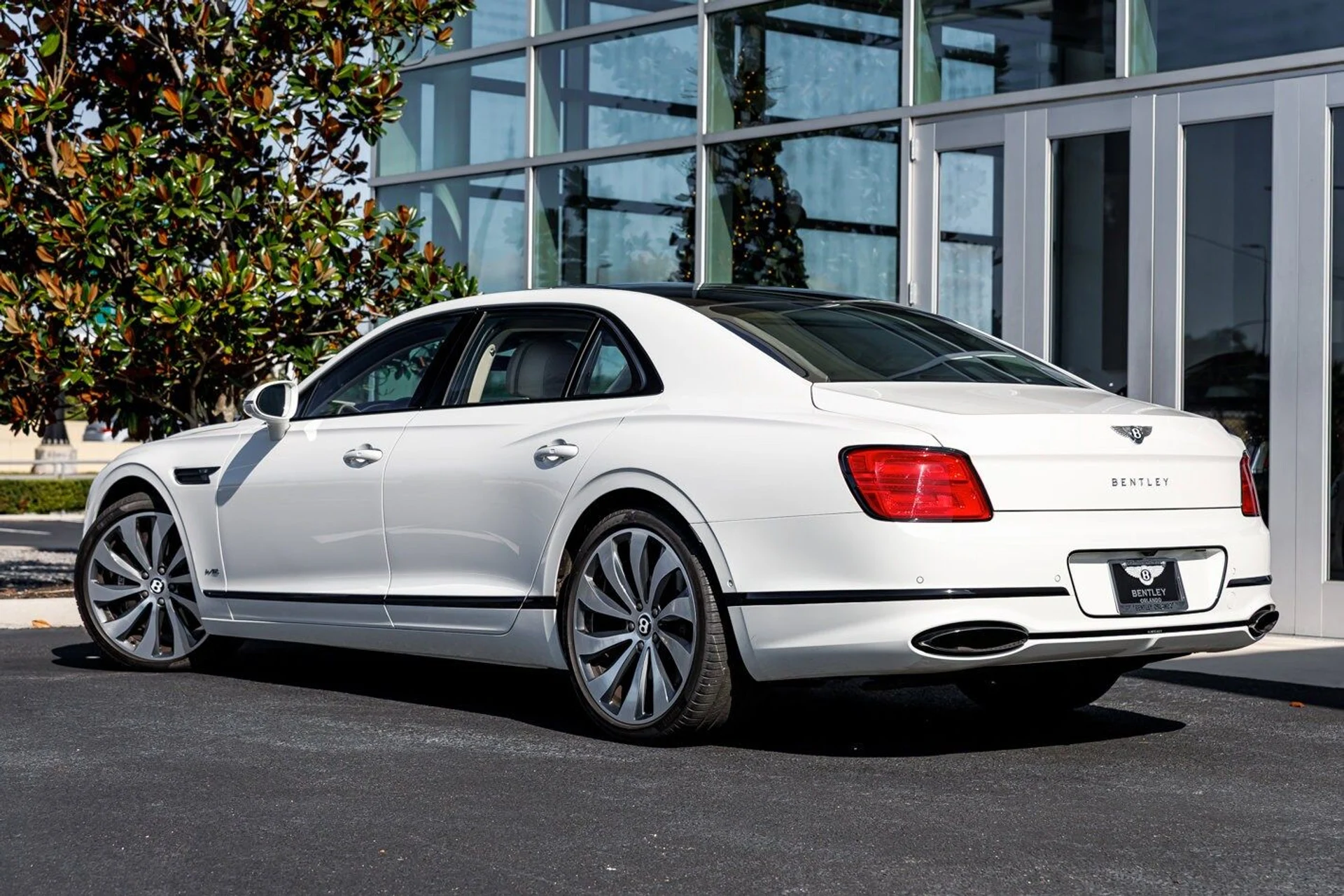 mph002_3741069608_e310ea80a5326395cc5923af57d7771dx_c7d6ec210e