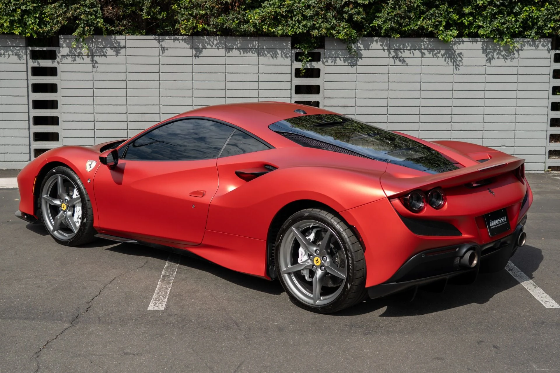 mph002_3745419399_Used_2020_Ferrari_F8_Tributo_1756838529_8ac7595071