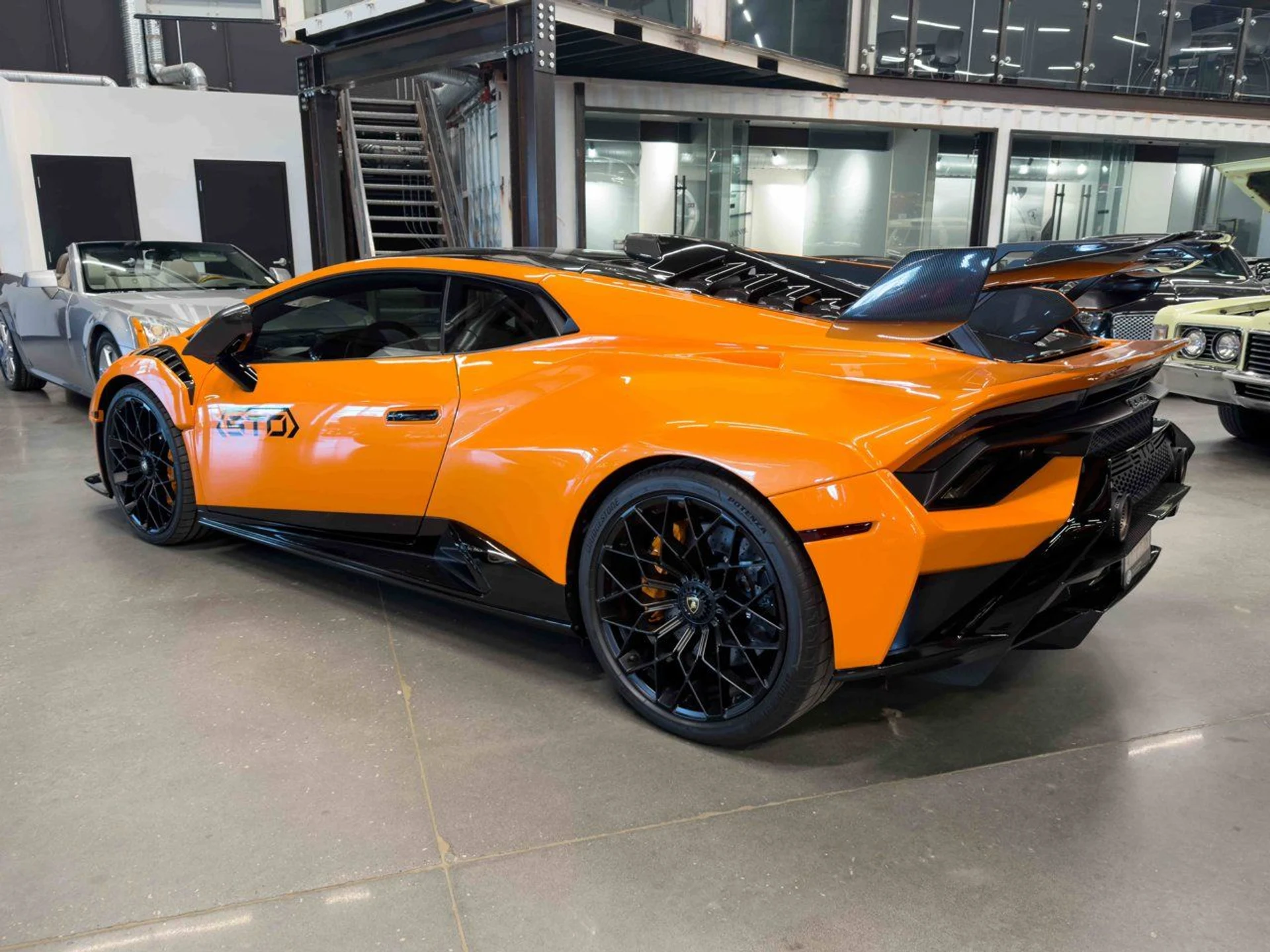 mph002_3746811731_lamborghini_huracan_2022_f4764a21d3
