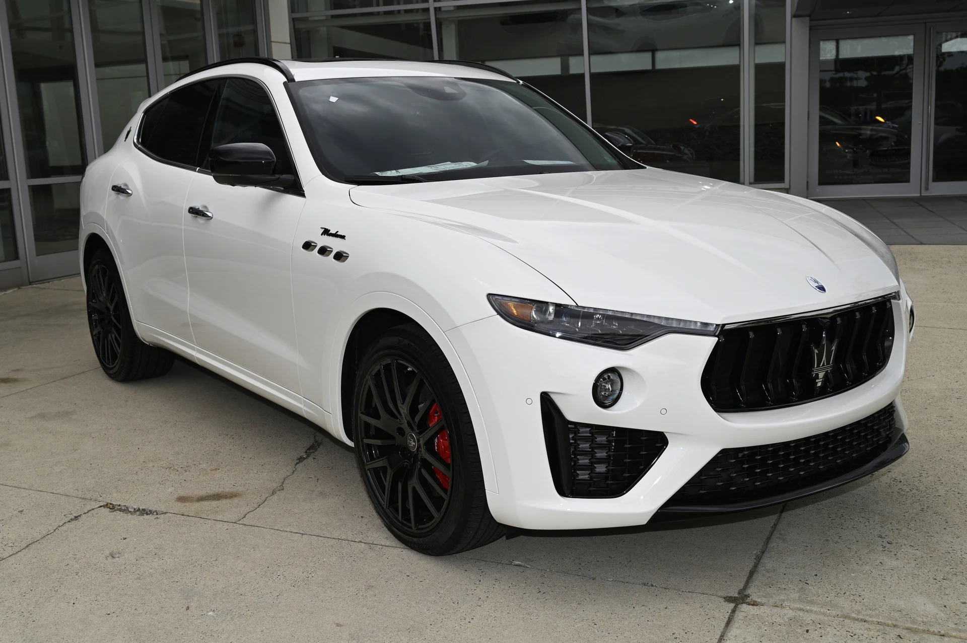 mph002_3756002802_70a30e8b0cc941e68d28eaffe4d1c30f_0e351c7c49