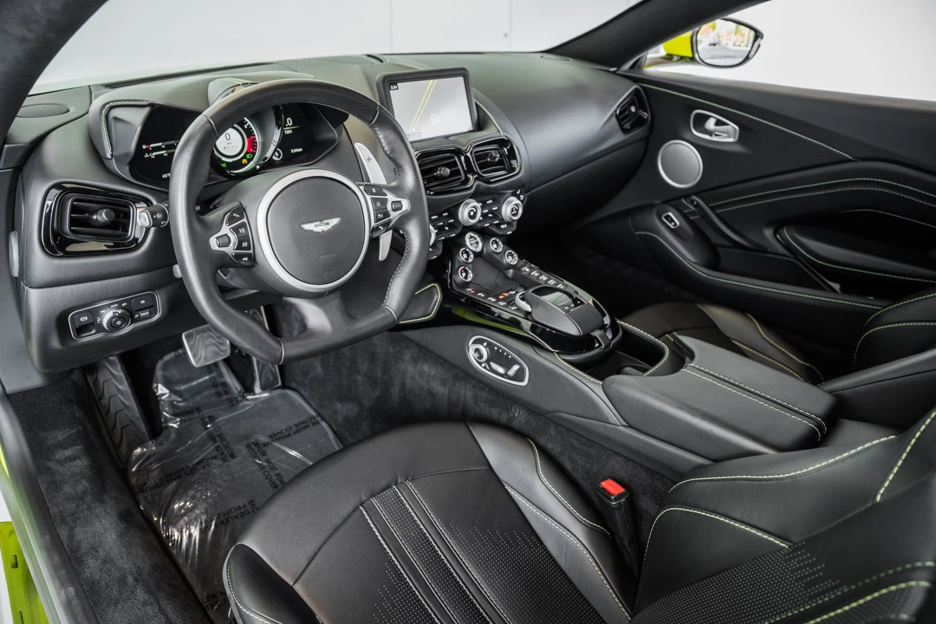 mph002_3756074169_Used_2020_Aston_Martin_Vantage_V8_Coupe_1690551431_8e0d868478