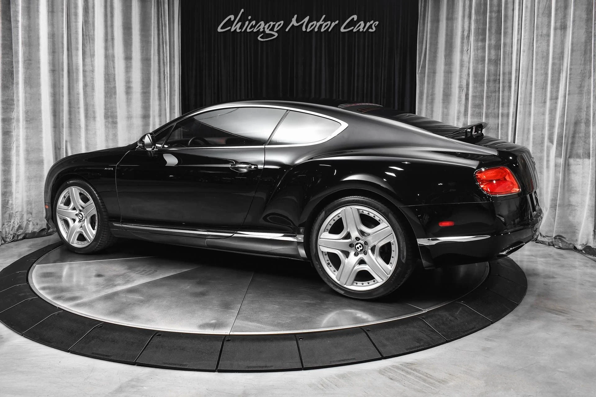 mph002_3761293273_13079_p3_l_bd53077302