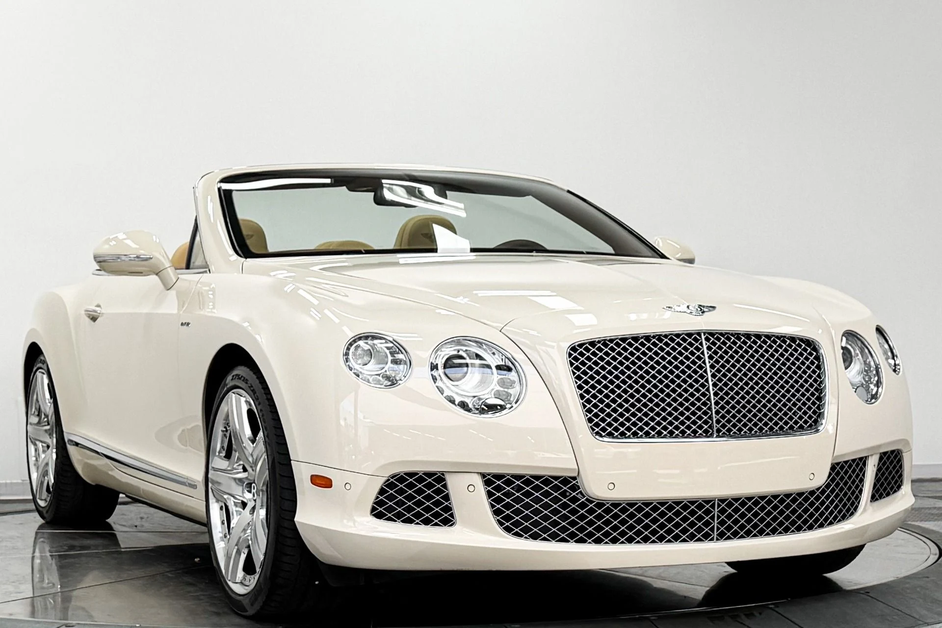 mph002_376205444_Used_2015_Bentley_Continental_GTC_W12_Mulliner_Driving_Specification_1785523286_06205a58d9