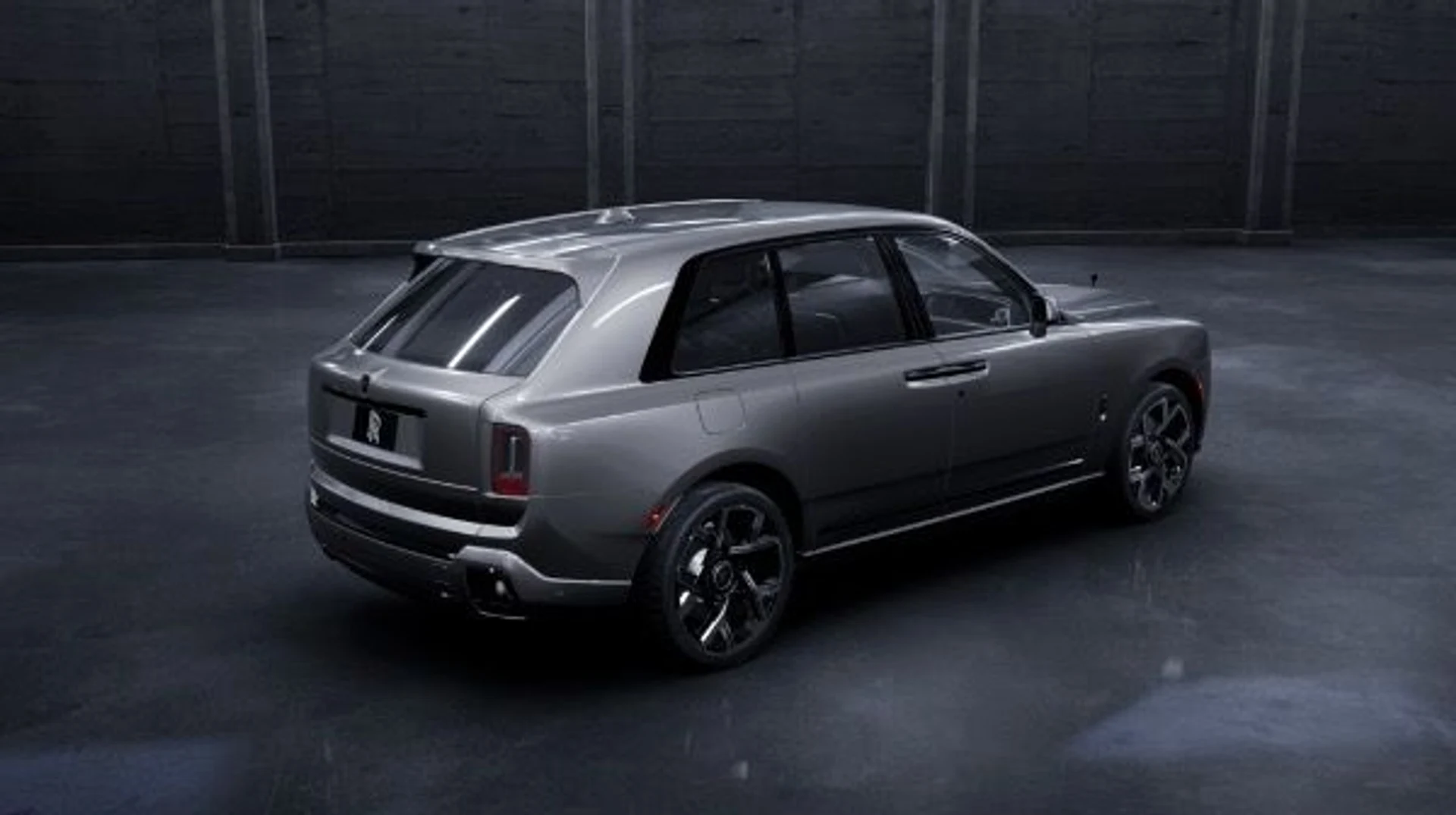mph002_3765283874_New_2027_Rolls_Royce_Black_Badge_Cullinan_7d49c3f929