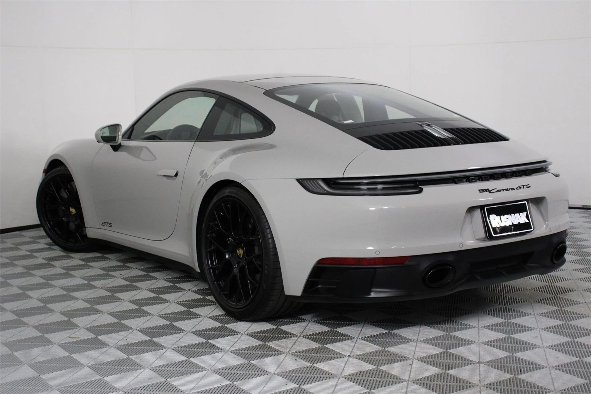 mph002_3767439395_6098c5183cac40addc9c50c887c3a60c_b13356667e