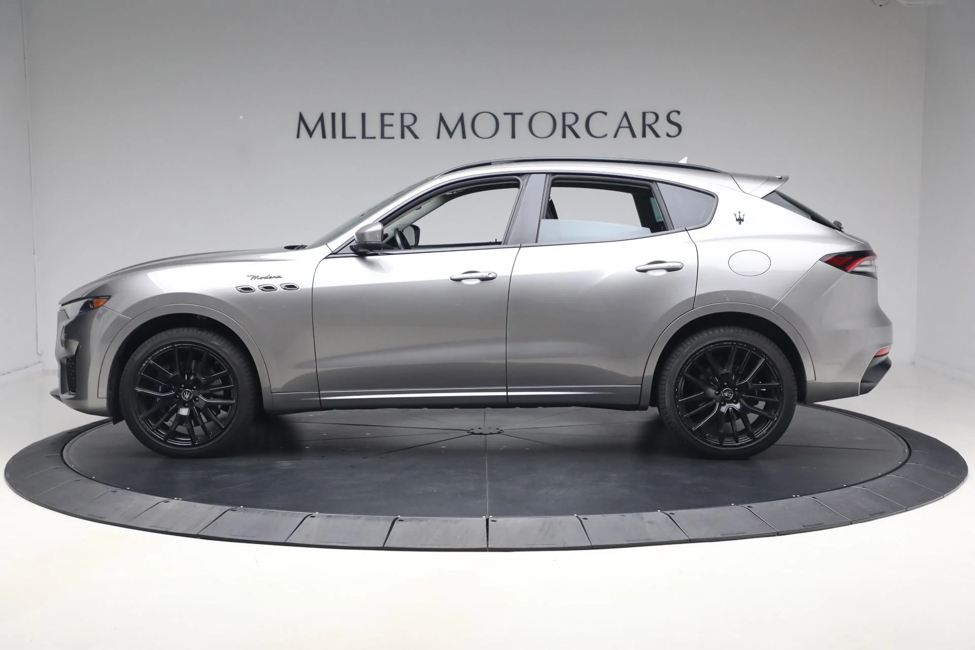 mph002_3770357577_Used_2022_Maserati_Levante_Modena_1777580315_1cc6a227a8