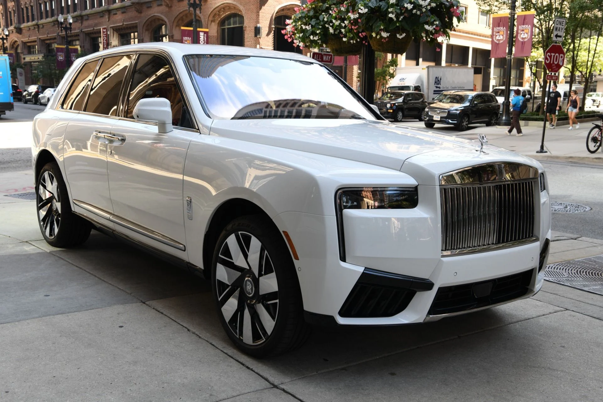 mph002_377982661_11961_p4_l_0a25f83e6e