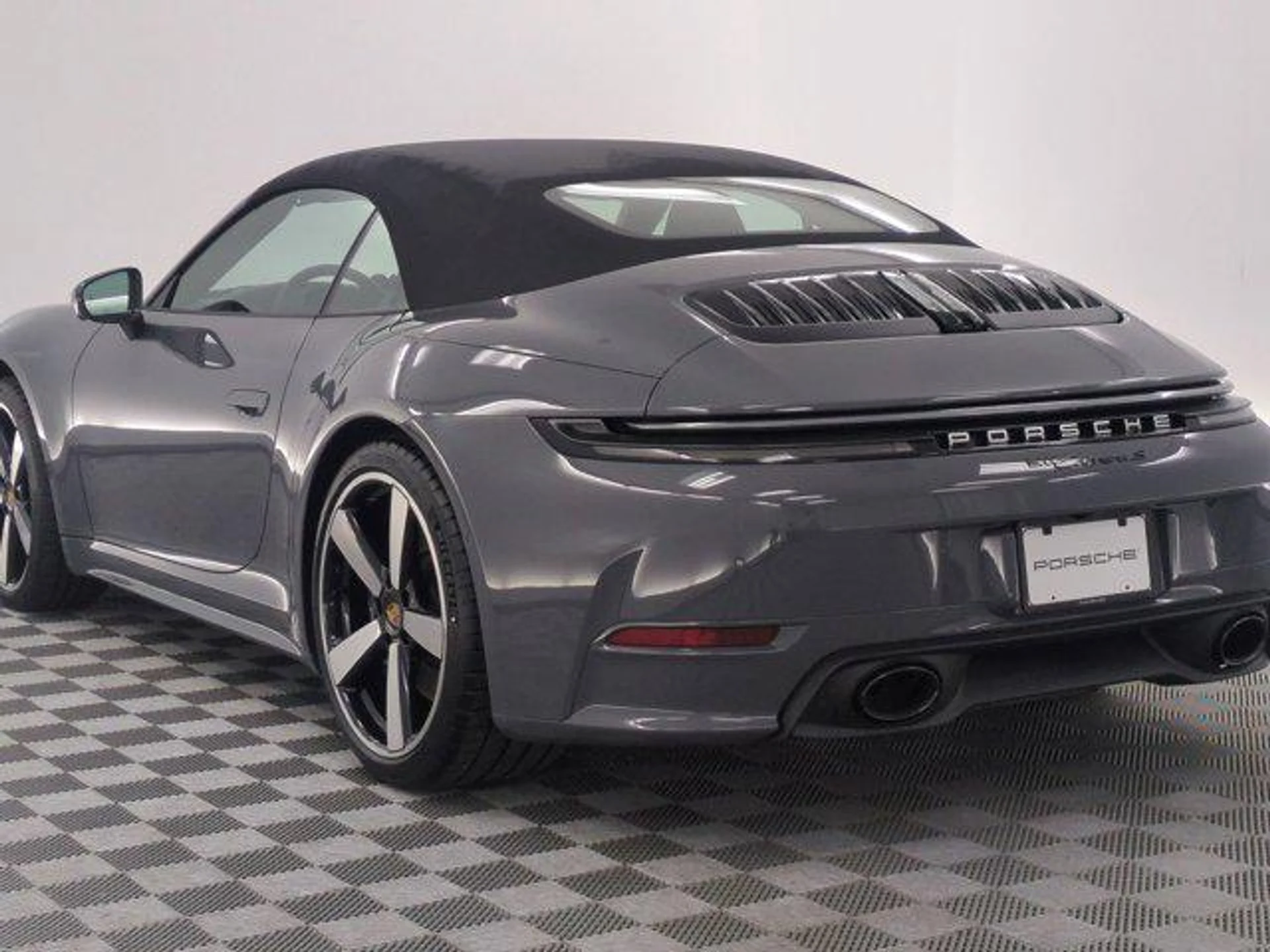 mph002_3795801871_xq_Ly6_Wf16j_D8_MGN_0ke_GB_0_Ze3a_VY_323484a21b