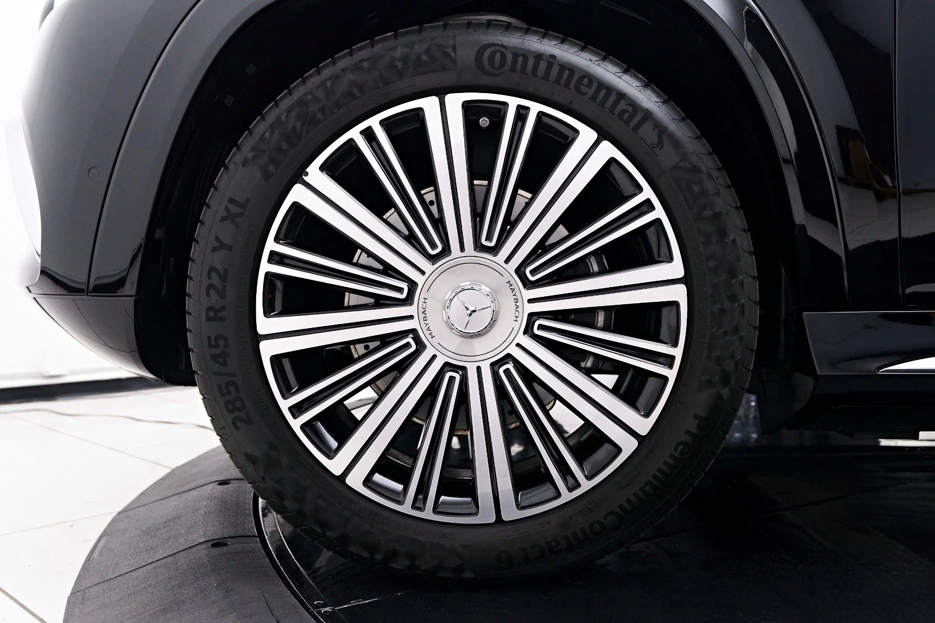 mph002_3801833281_Used_2023_Mercedes_Benz_GLS_Maybach_GLS_600_1762799196_9443c99803