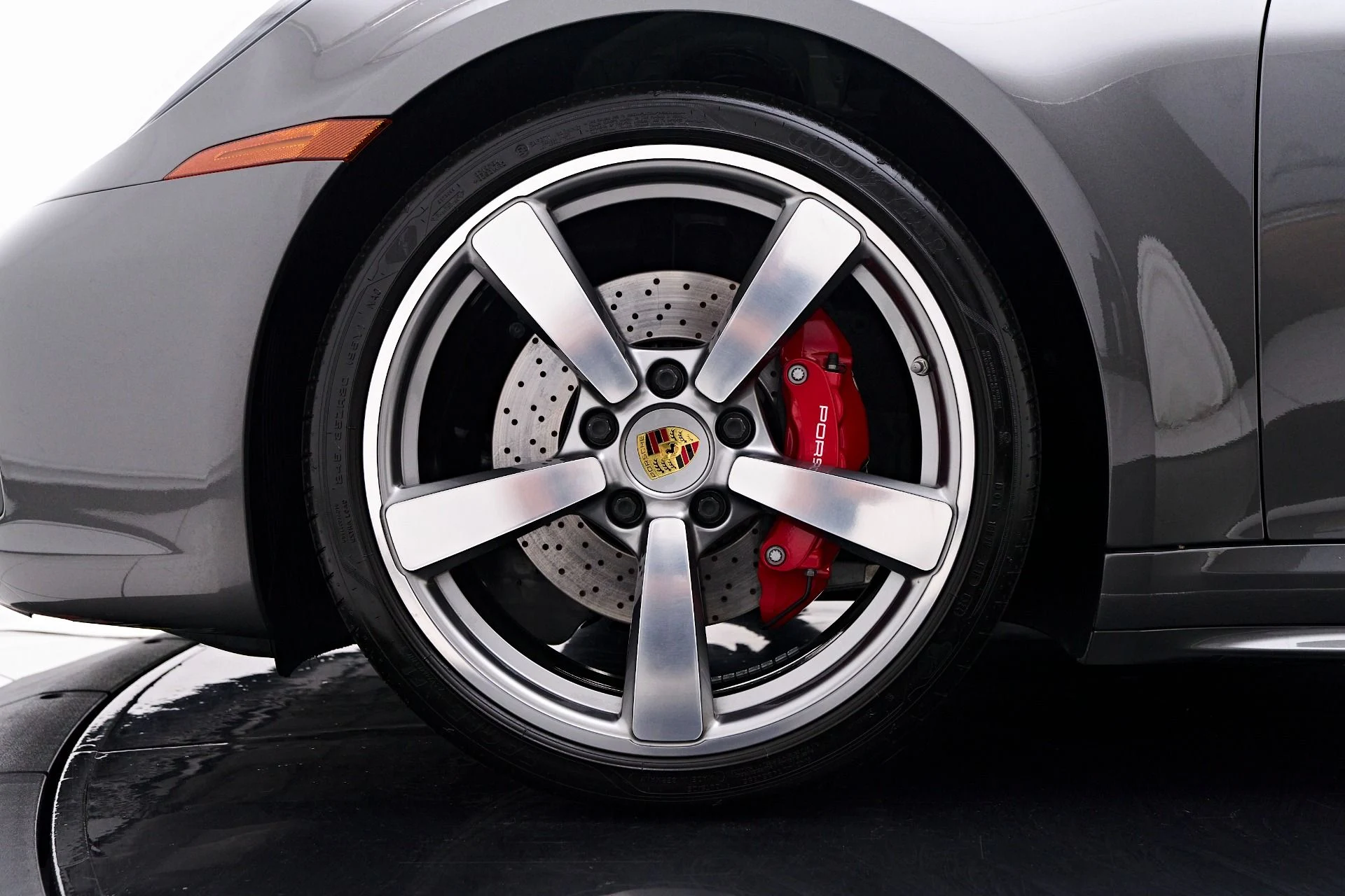 mph002_3807605464_Used_2024_Porsche_911_Carrera_4_S_1750468357_c9f1eb743c