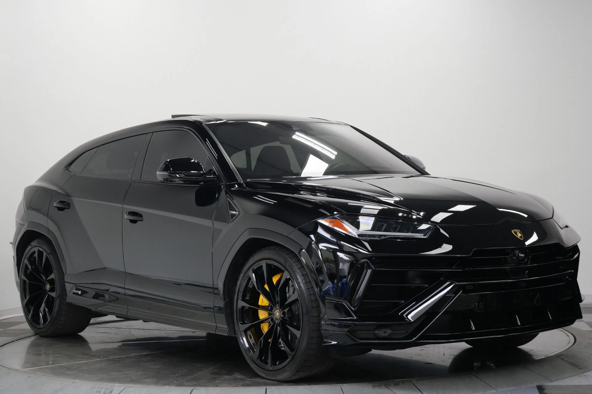 mph002_3815177981_Used_2023_Lamborghini_Urus_S_ADAS_Package_23_Inch_Wheels_657_Horsepower_1780072486_ec52a72939