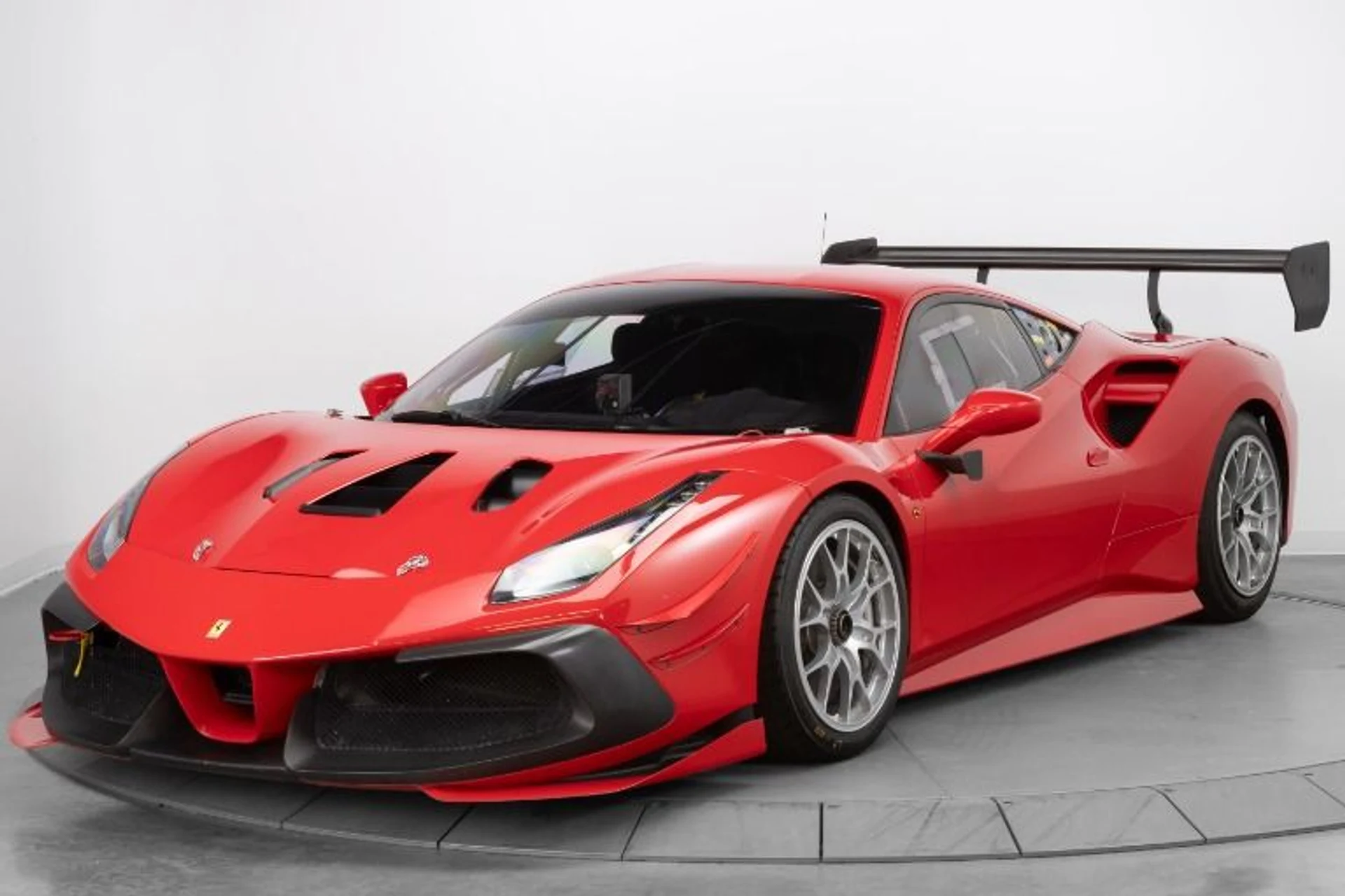 mph002_3816997758_Used_2022_Ferrari_488_Challenge_EVO_1772656146_10149813a9