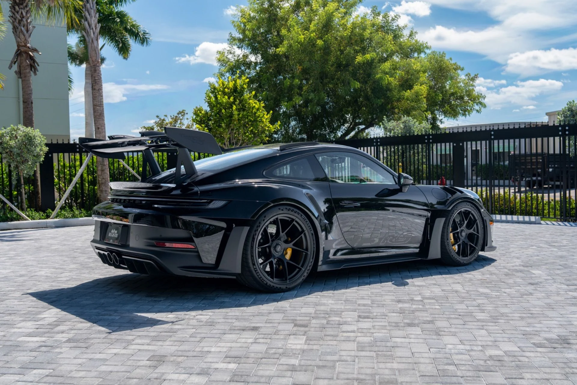 mph002_3833781141_Used_2025_Porsche_911_GT_3_RS_1790719772_b592e3c1b2