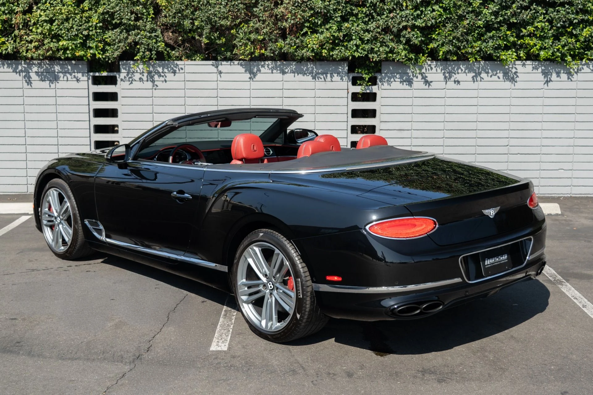mph002_3834897655_Used_2023_Bentley_Continental_GTC_V8_1755892856_c2cc3bcd08